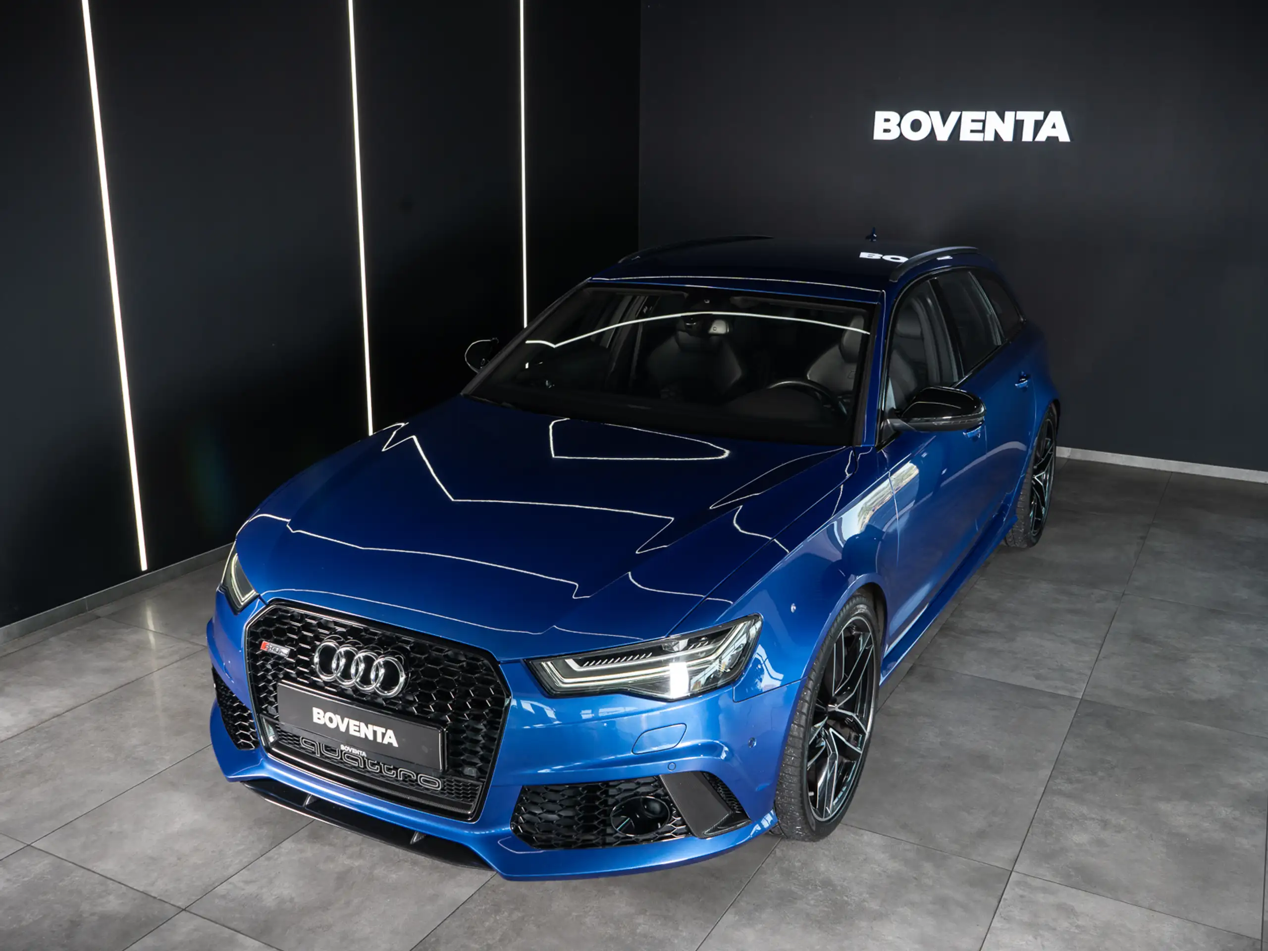 Audi - RS6