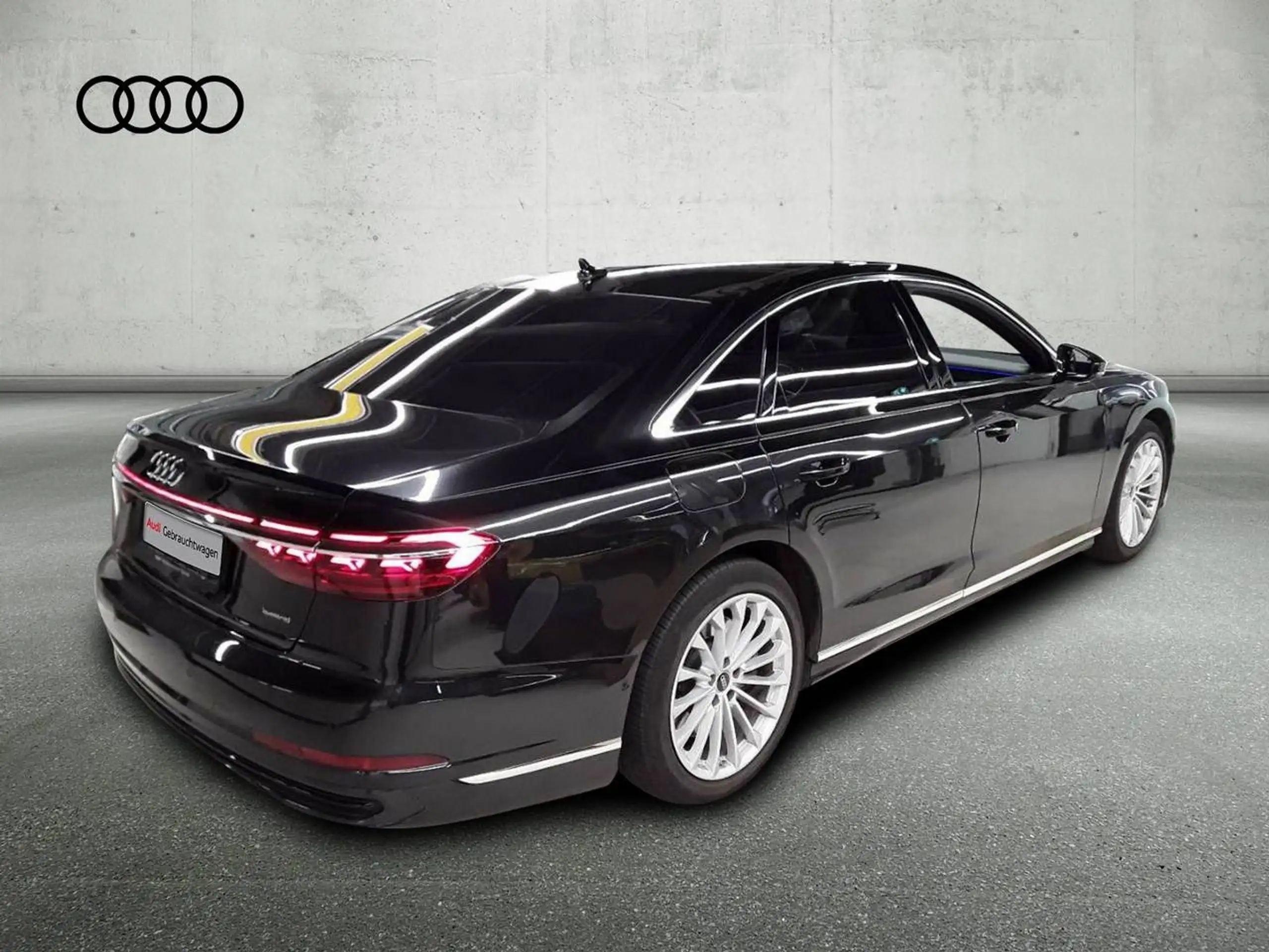 Audi - A8