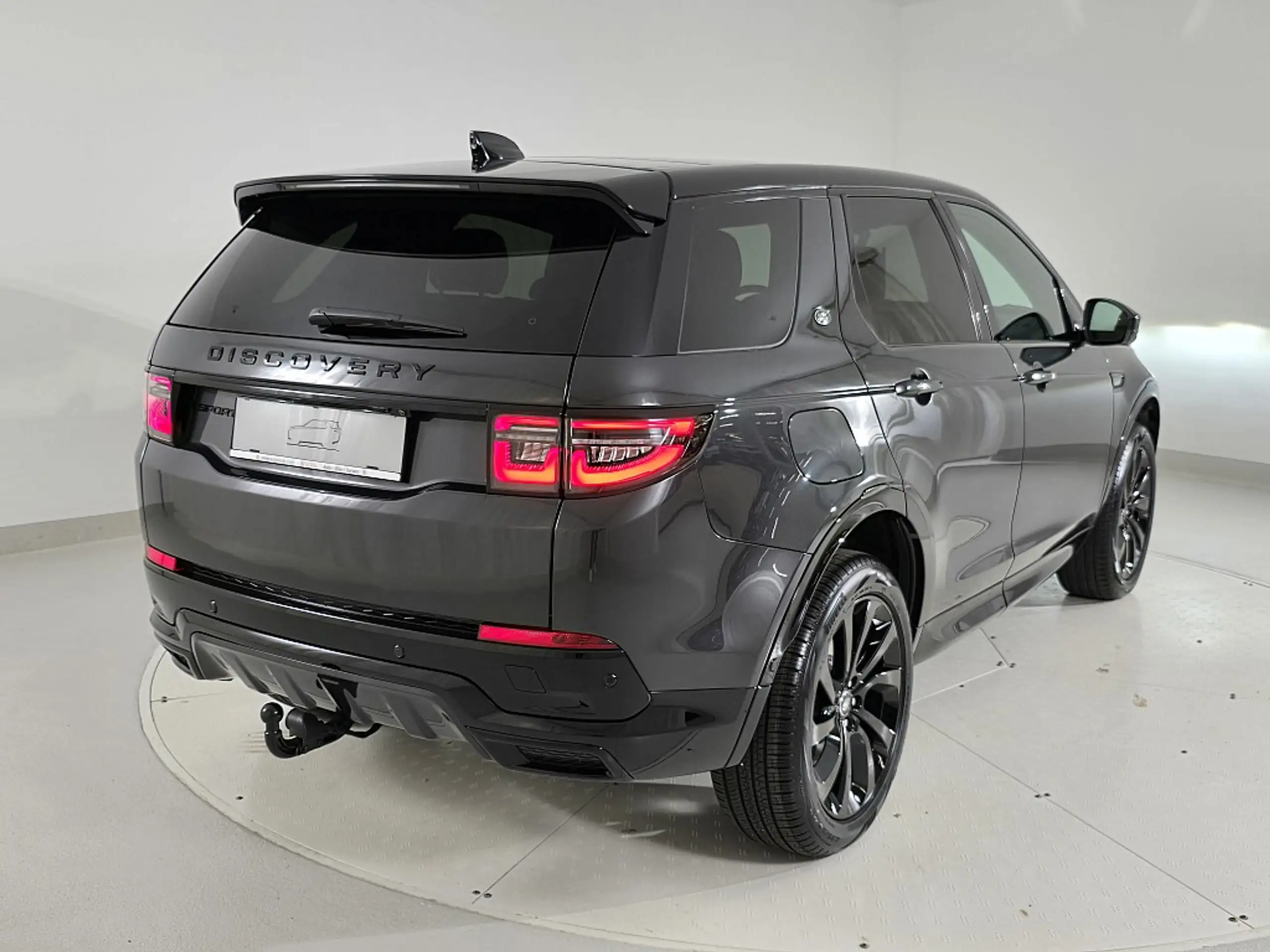 Land Rover - Discovery Sport