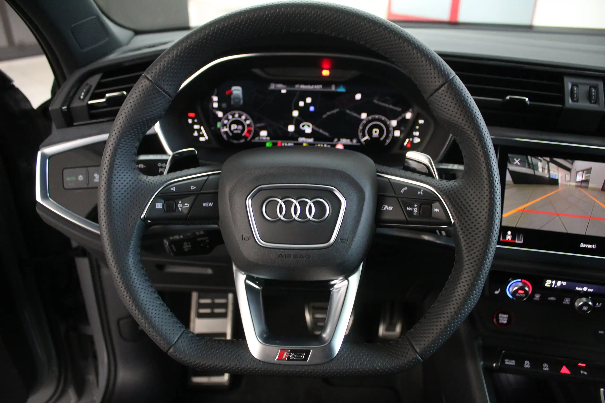 Audi - RS Q3