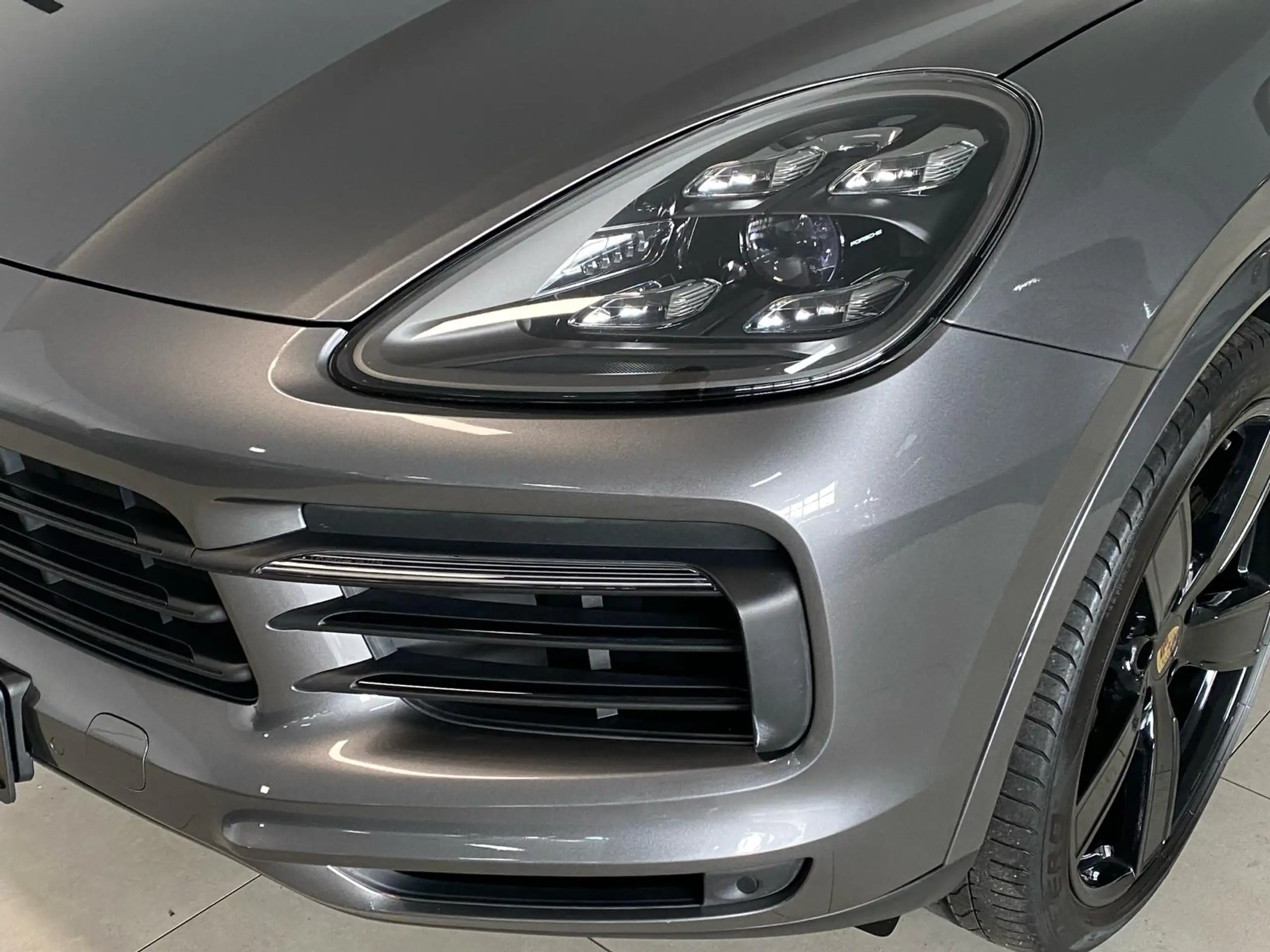 Porsche - Cayenne