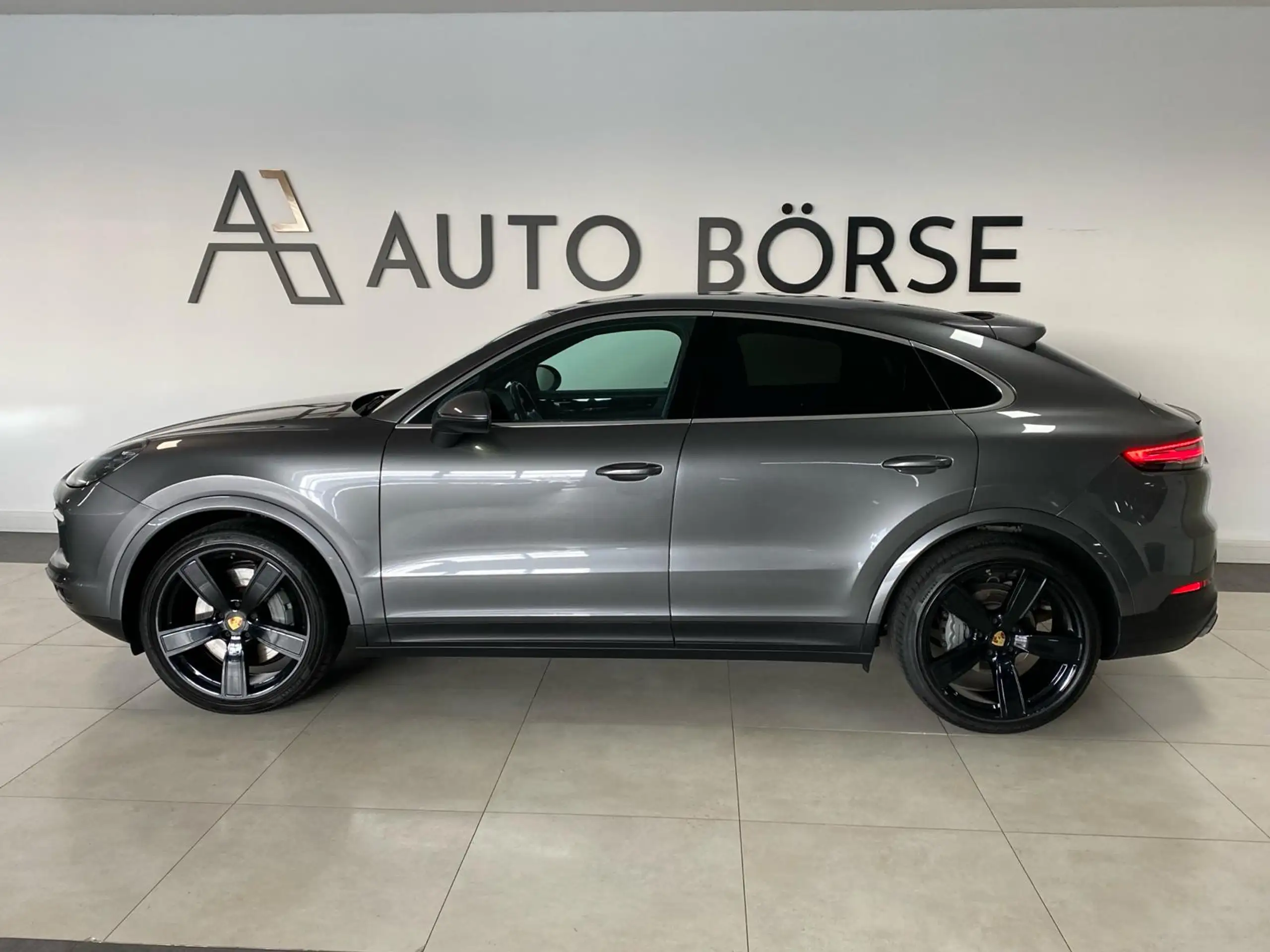 Porsche - Cayenne