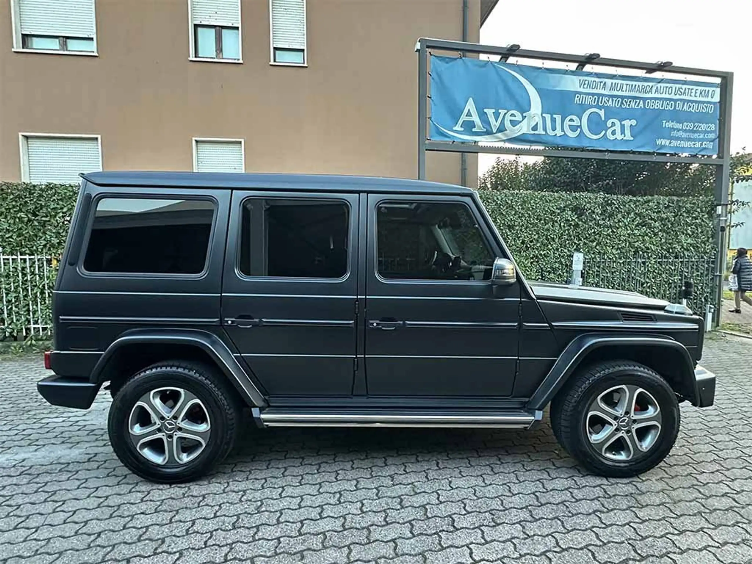 Mercedes-Benz - G 350