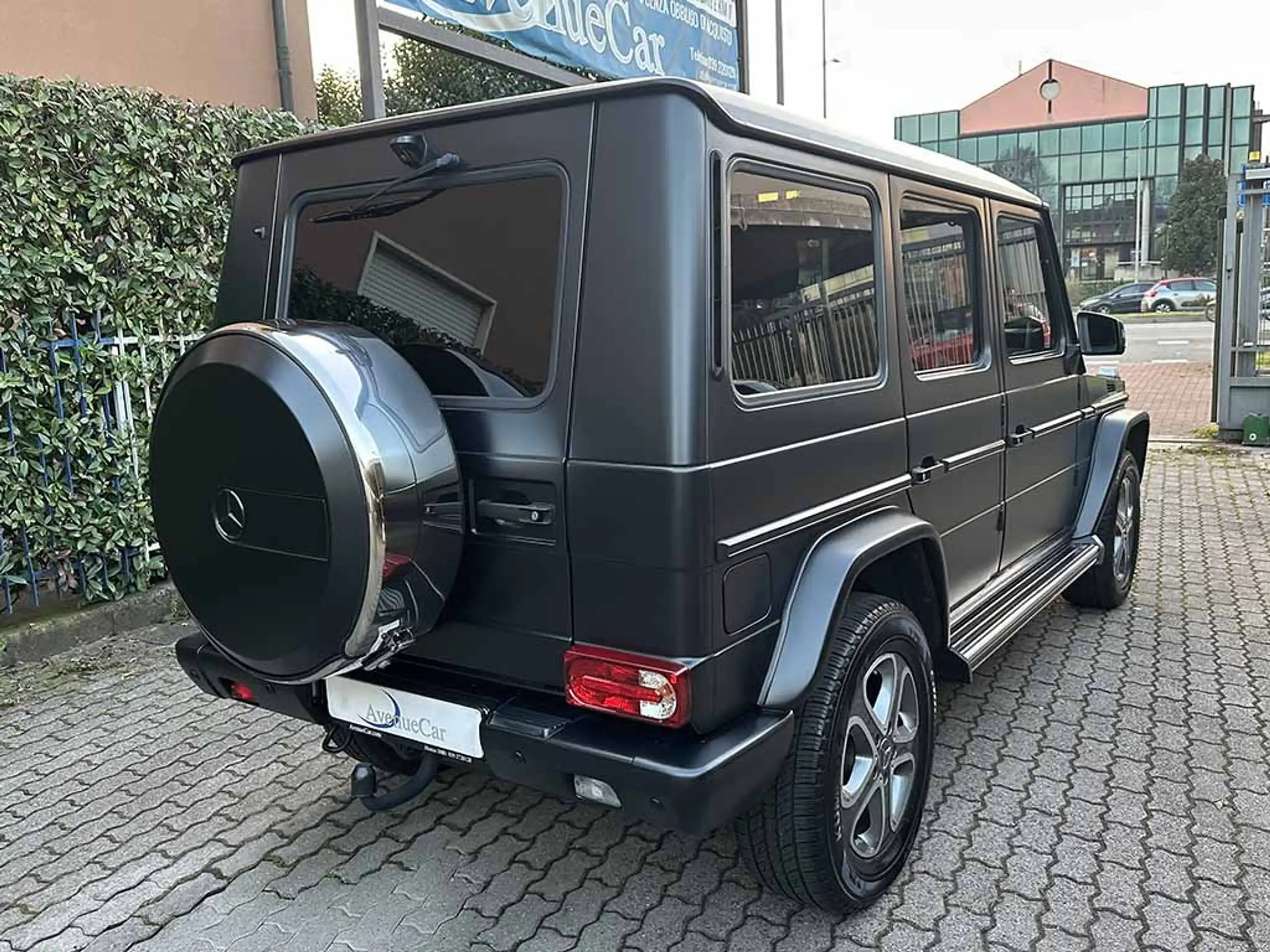 Mercedes-Benz - G 350