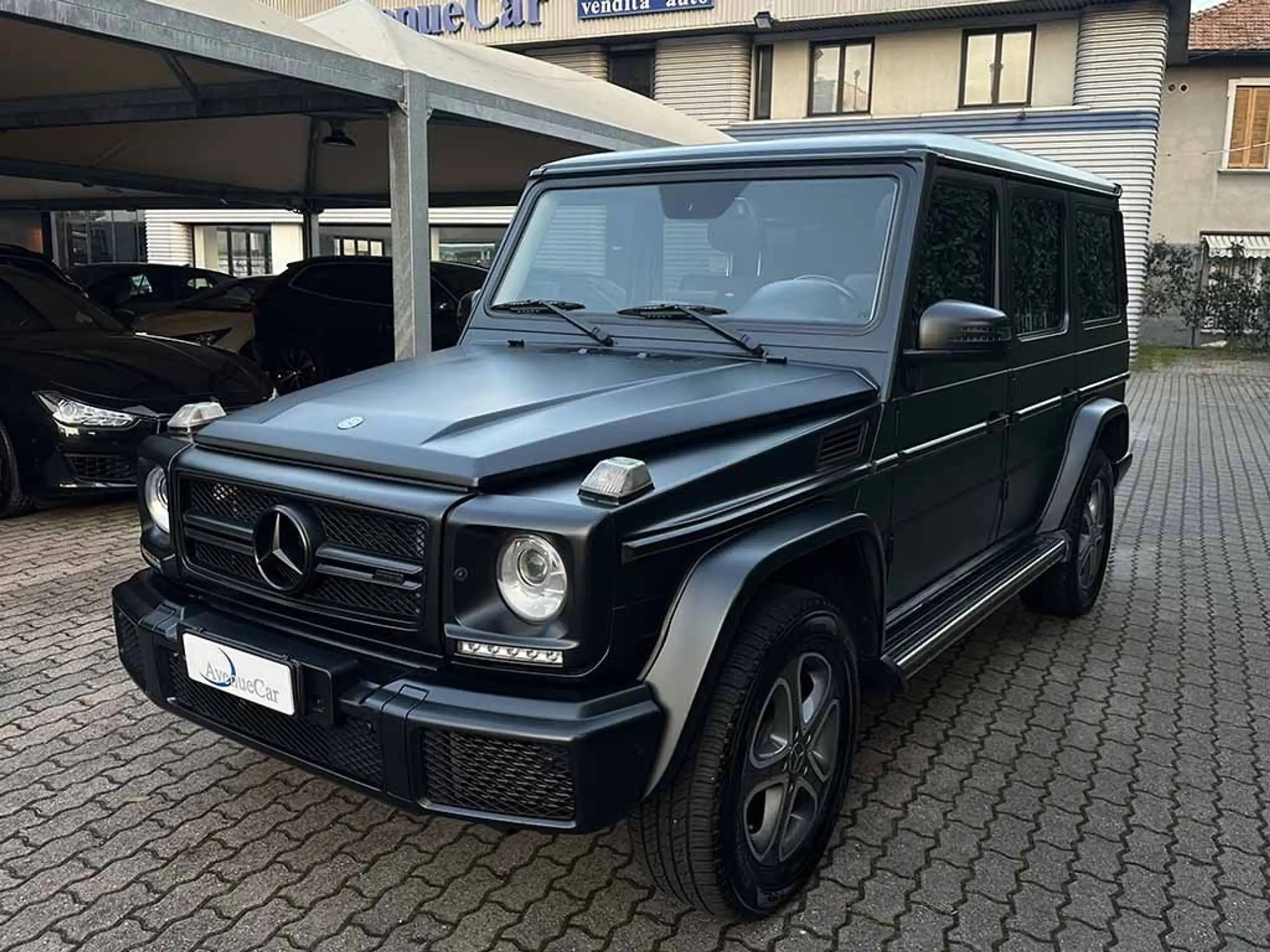 Mercedes-Benz - G 350