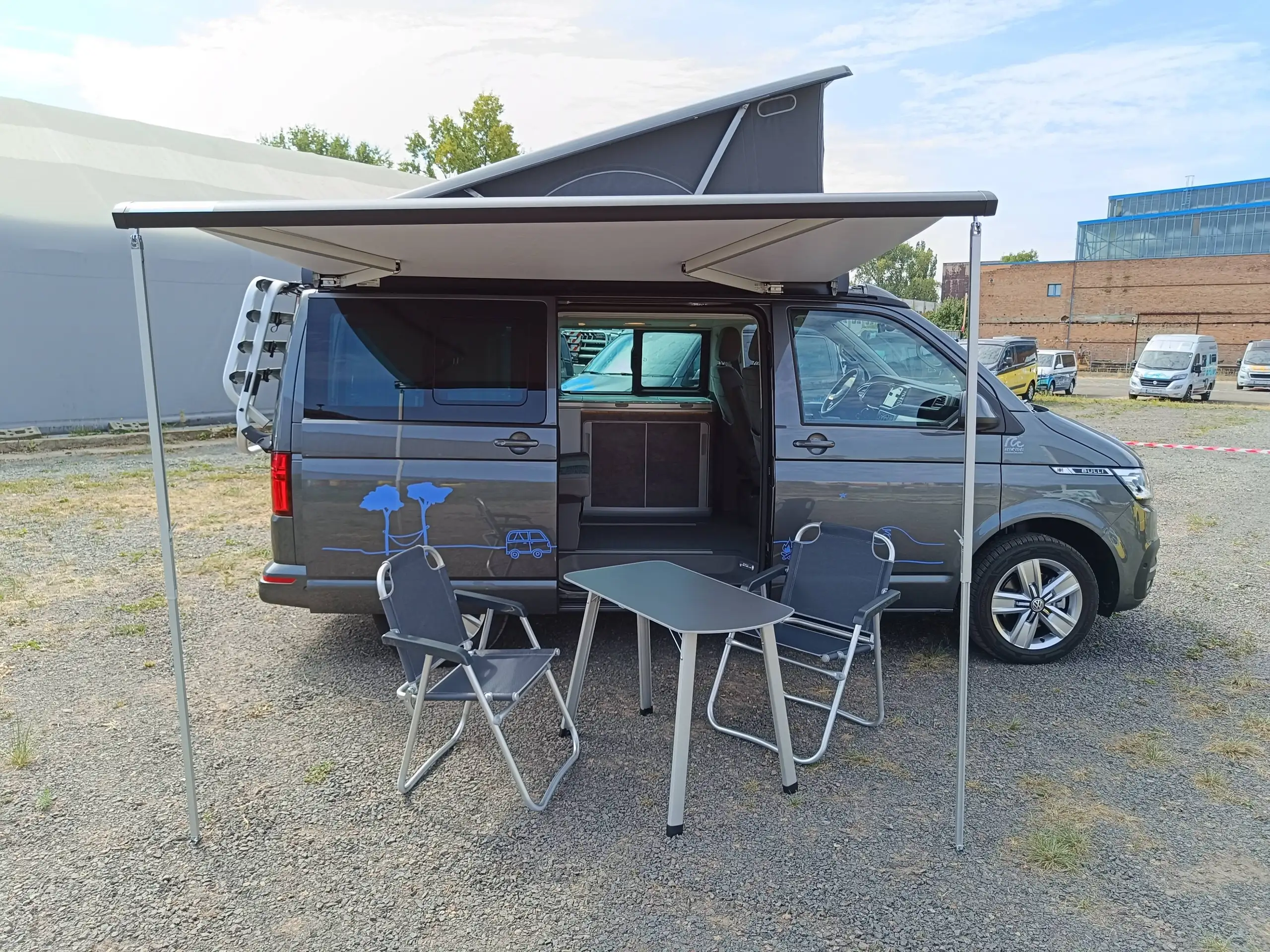 Volkswagen - T6.1 California