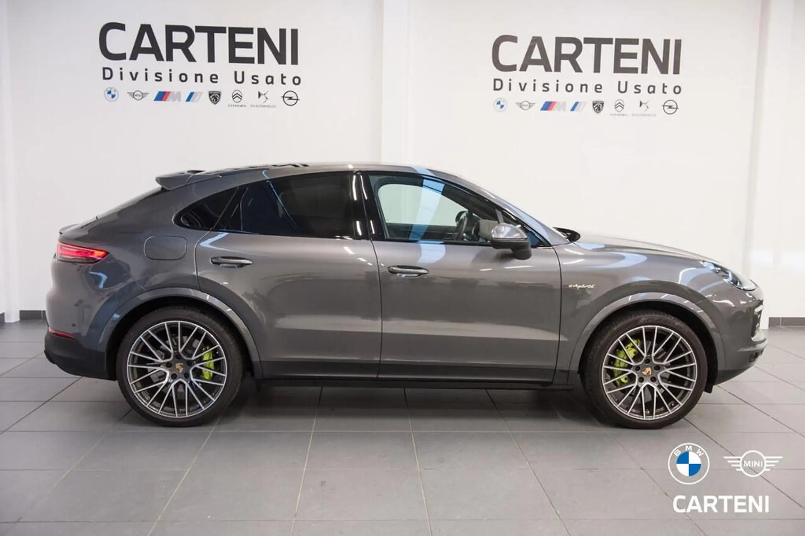 Porsche - Cayenne