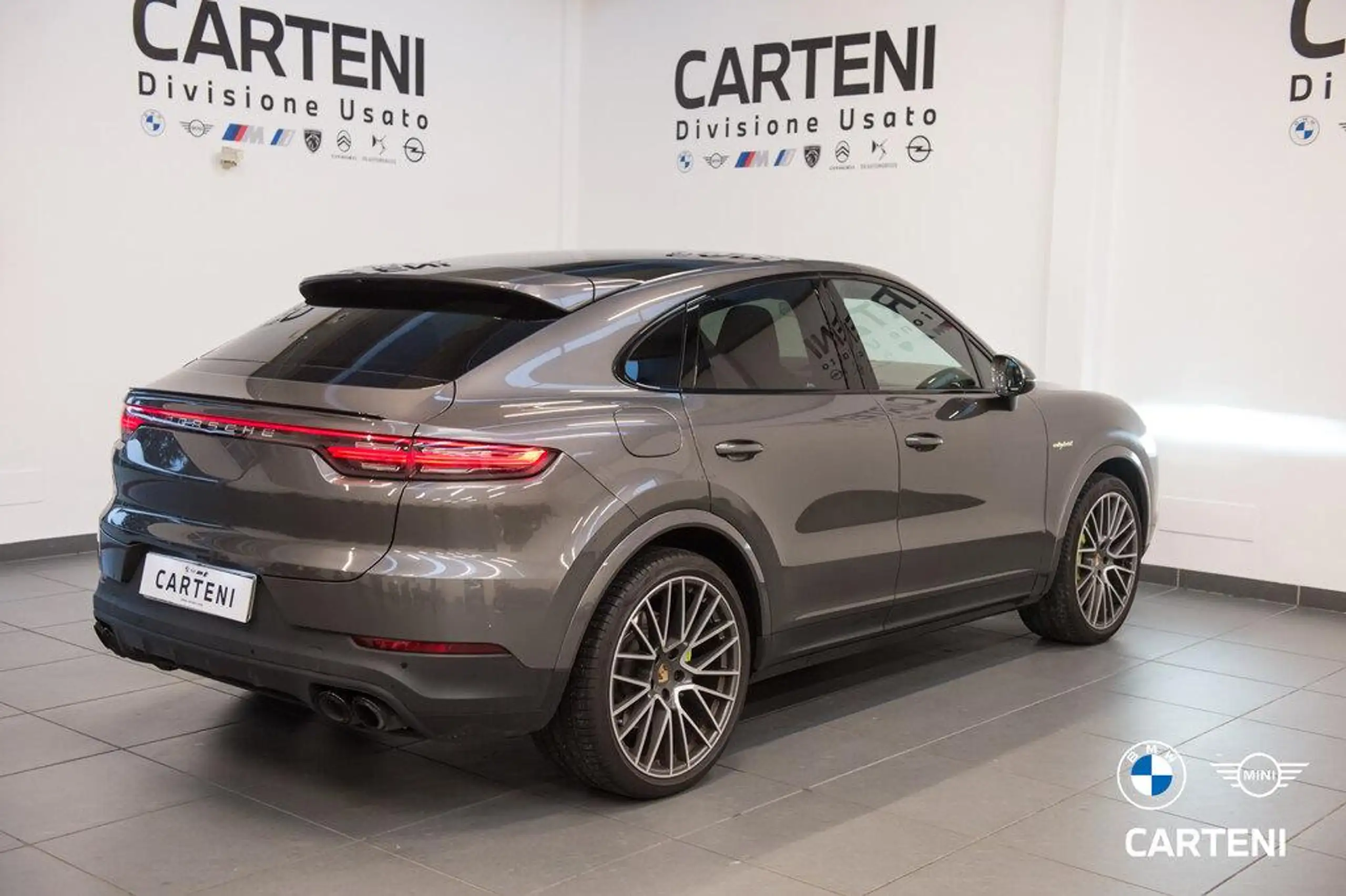 Porsche - Cayenne