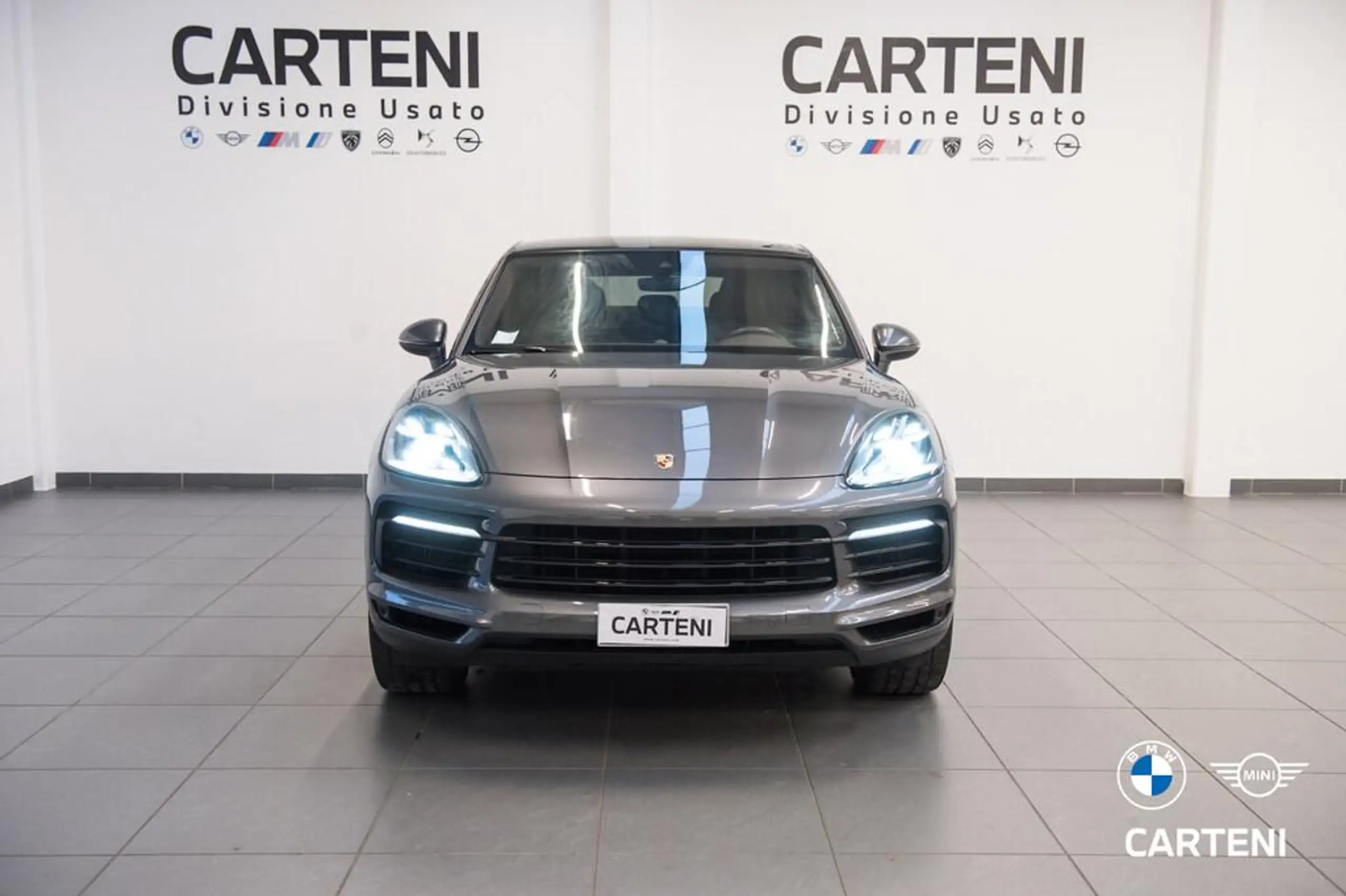 Porsche - Cayenne