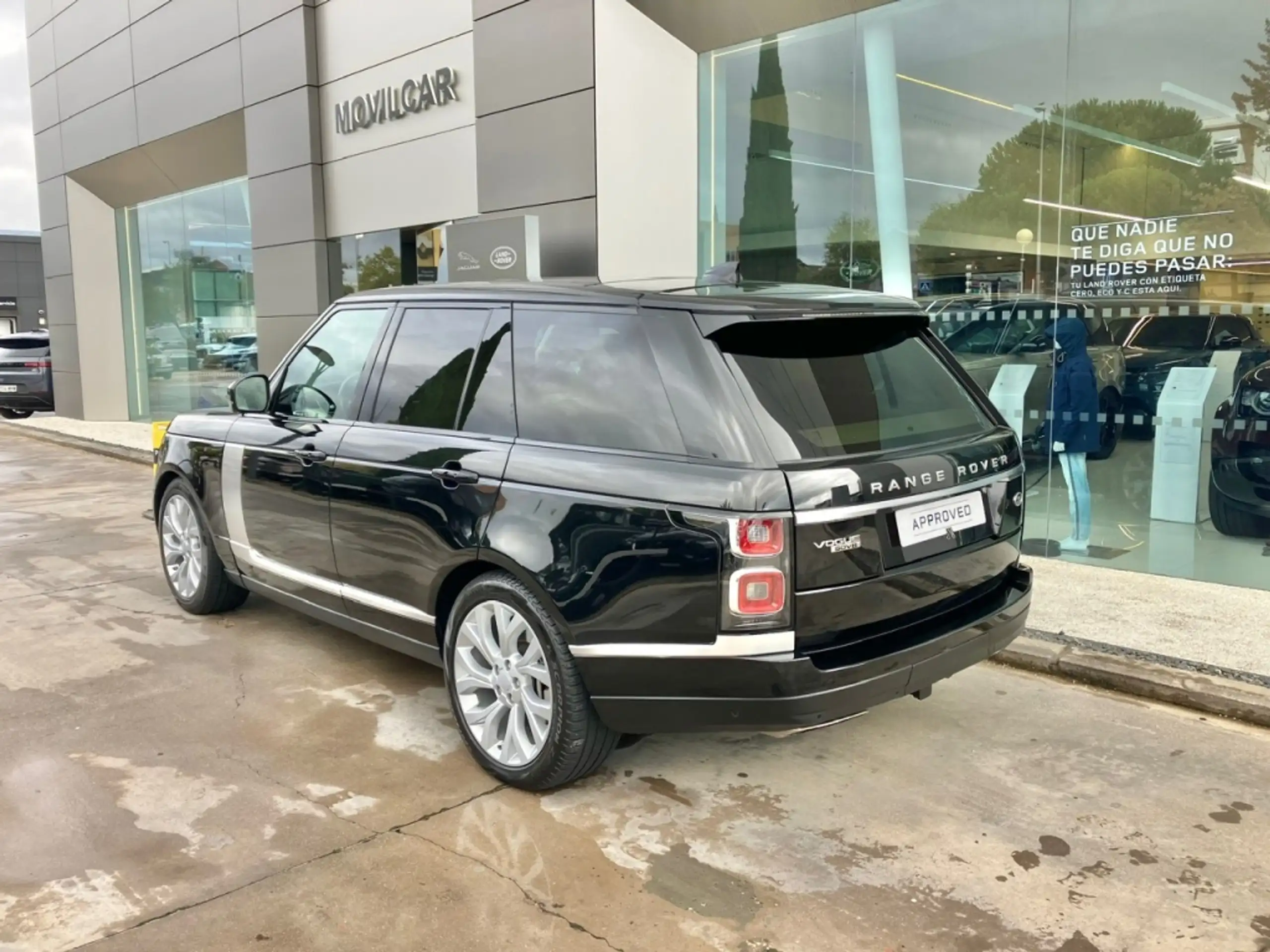 Land Rover - Range Rover