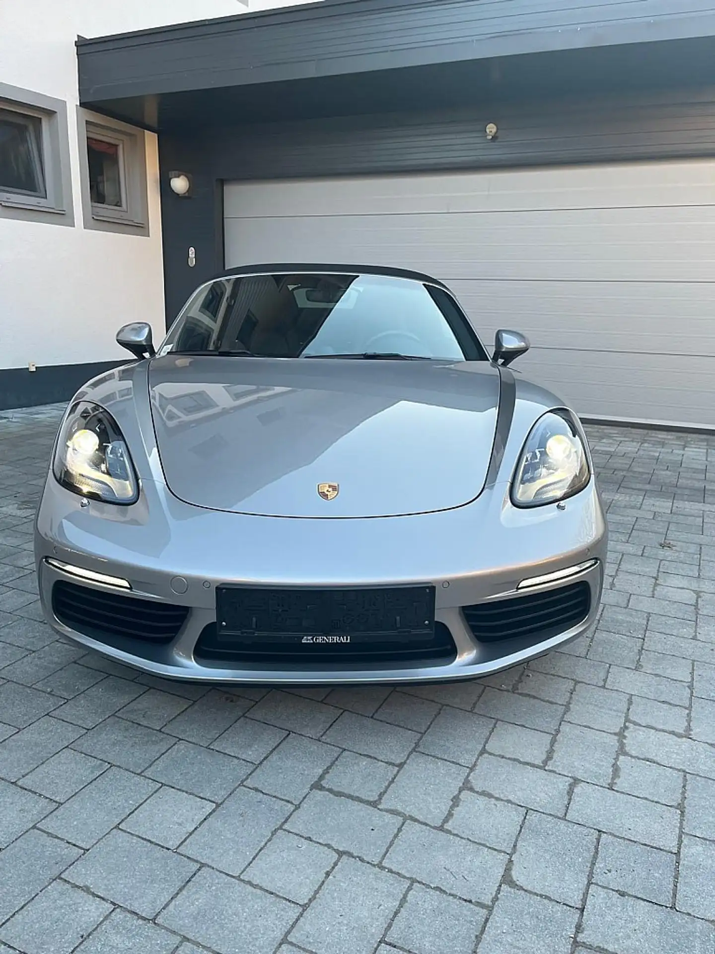 Porsche - Boxster