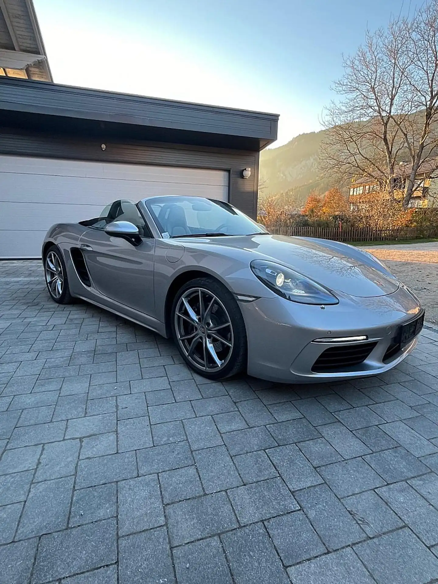 Porsche - Boxster