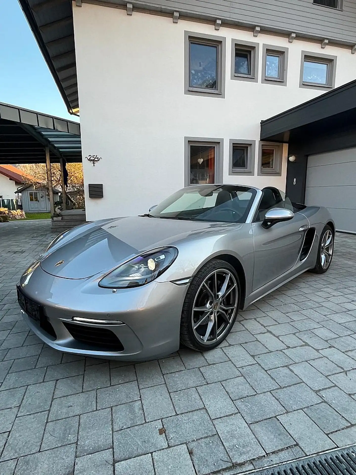 Porsche - Boxster