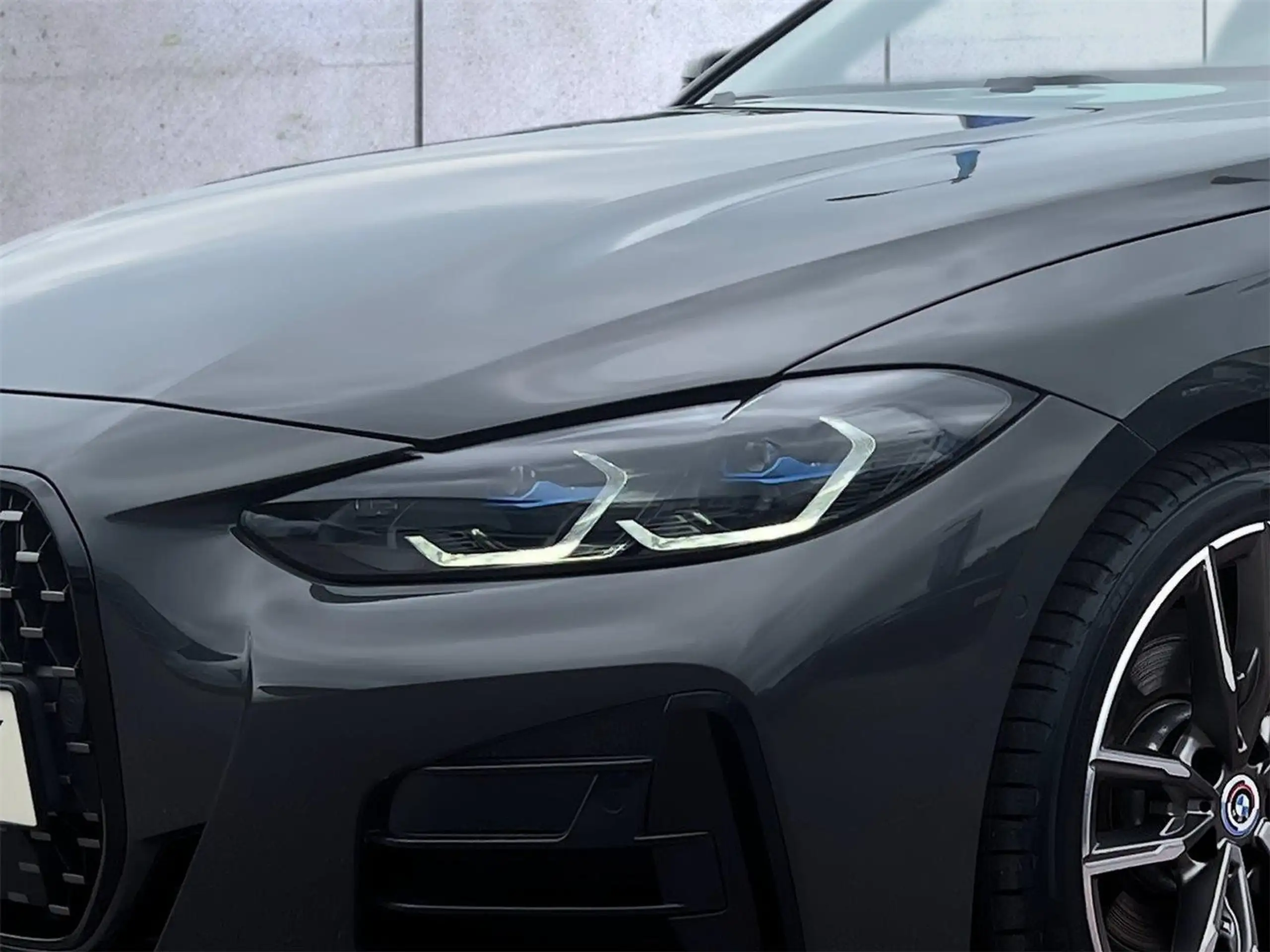 BMW - 440