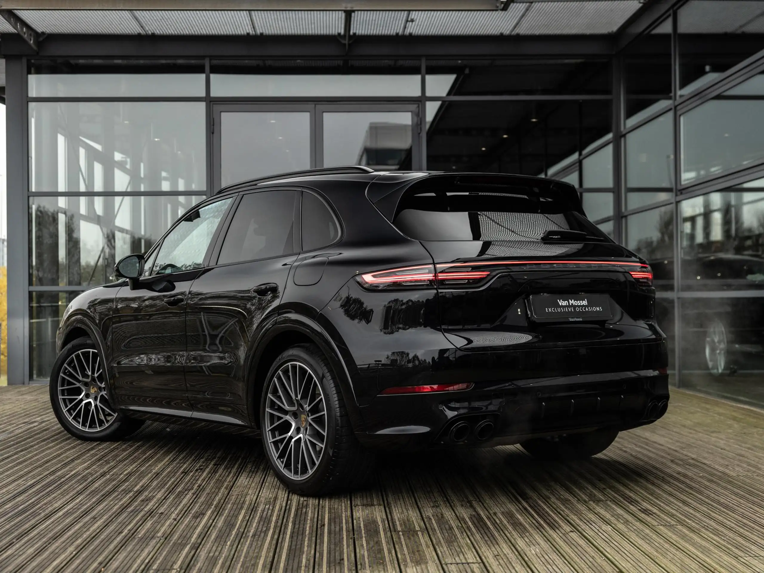 Porsche - Cayenne