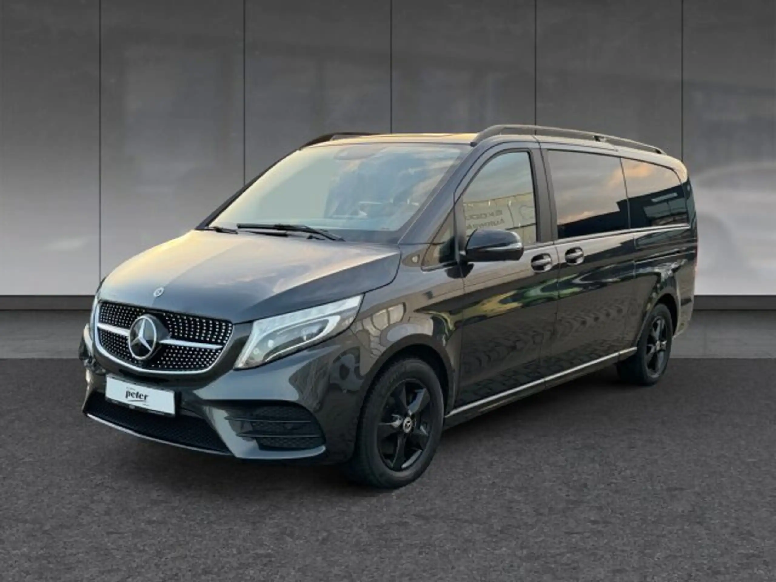 Mercedes-Benz - V 300