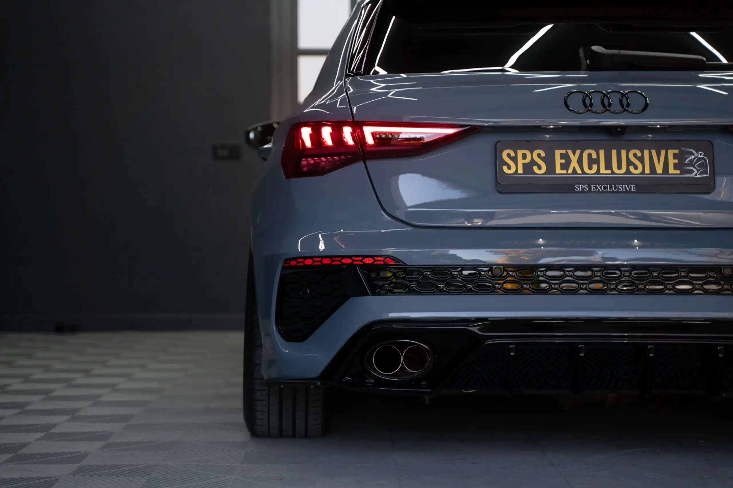 Audi - RS3