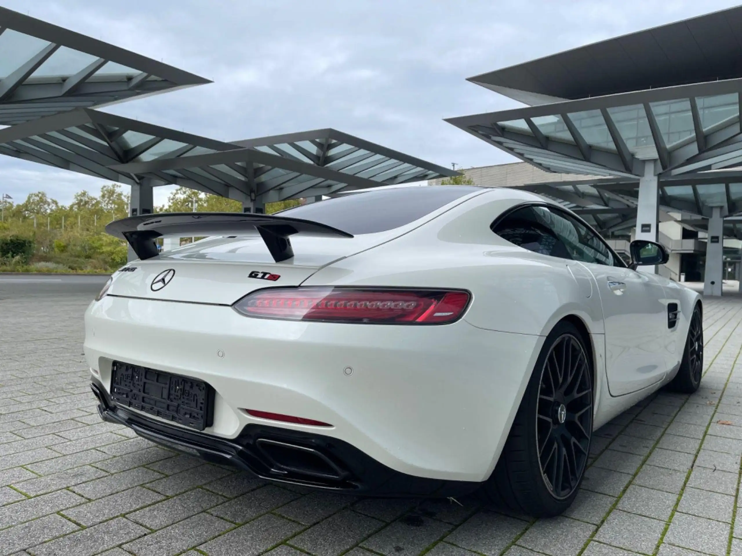 Mercedes-Benz - AMG GT