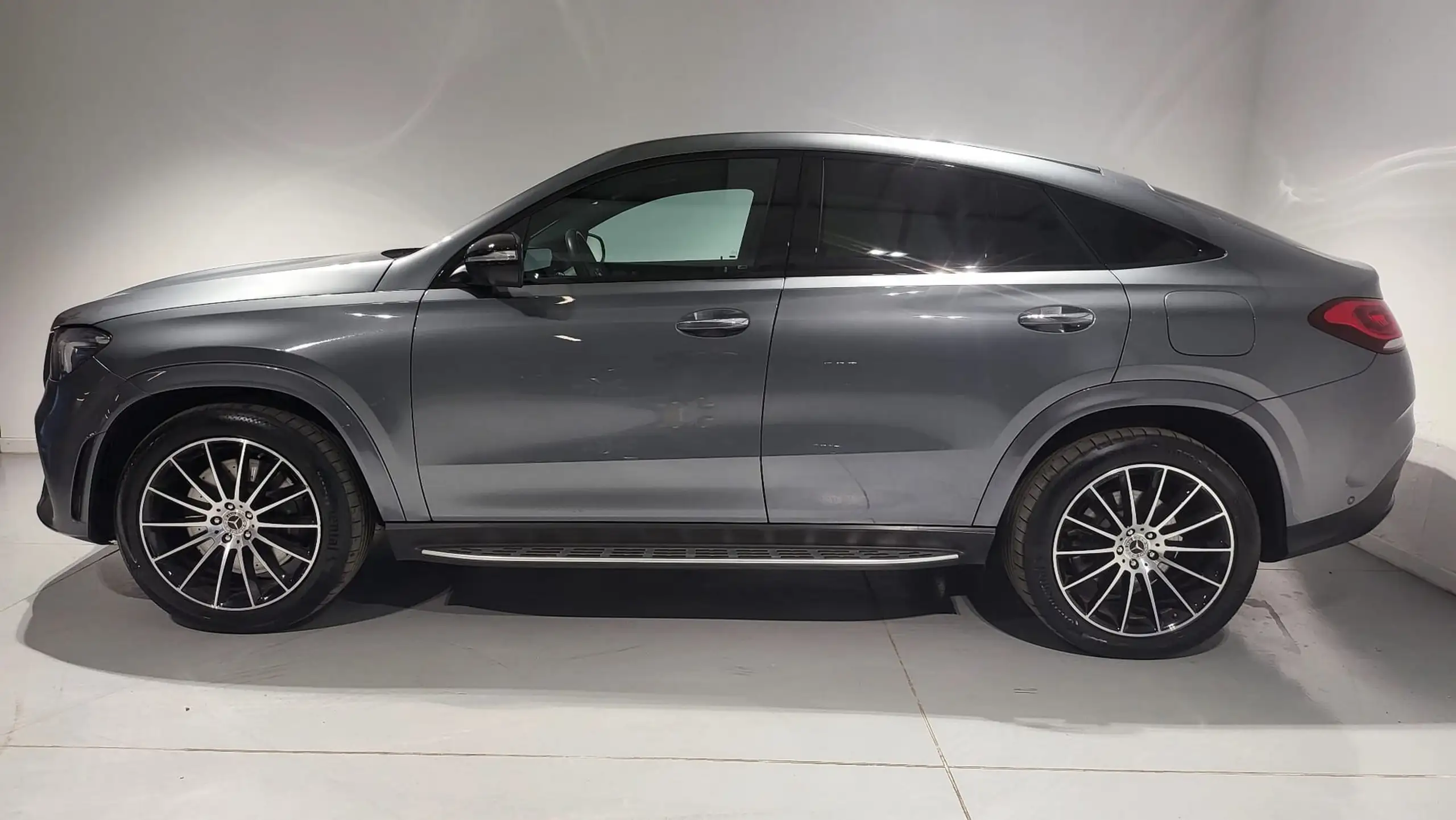 Mercedes-Benz - GLE 350