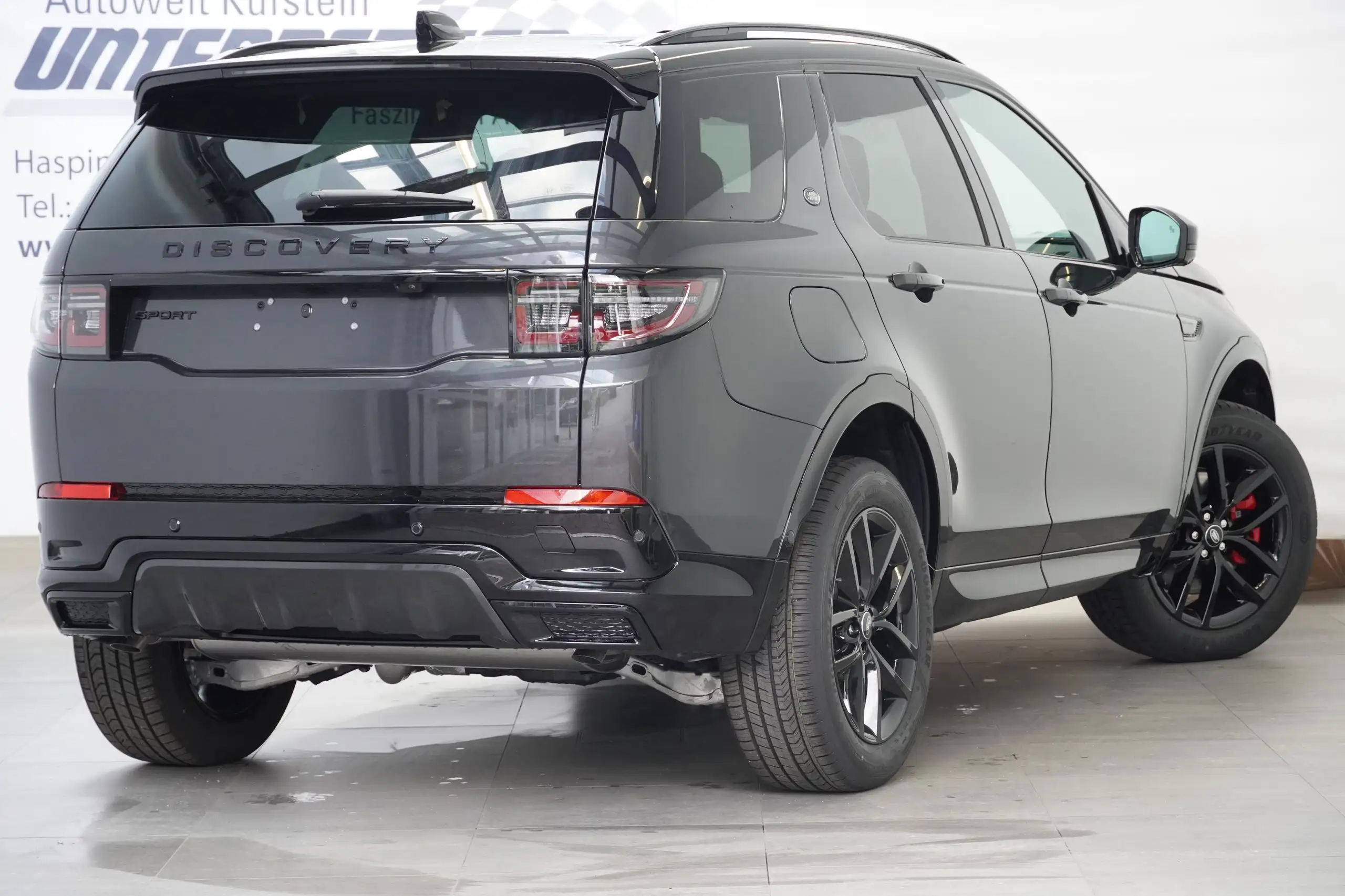 Land Rover - Discovery Sport