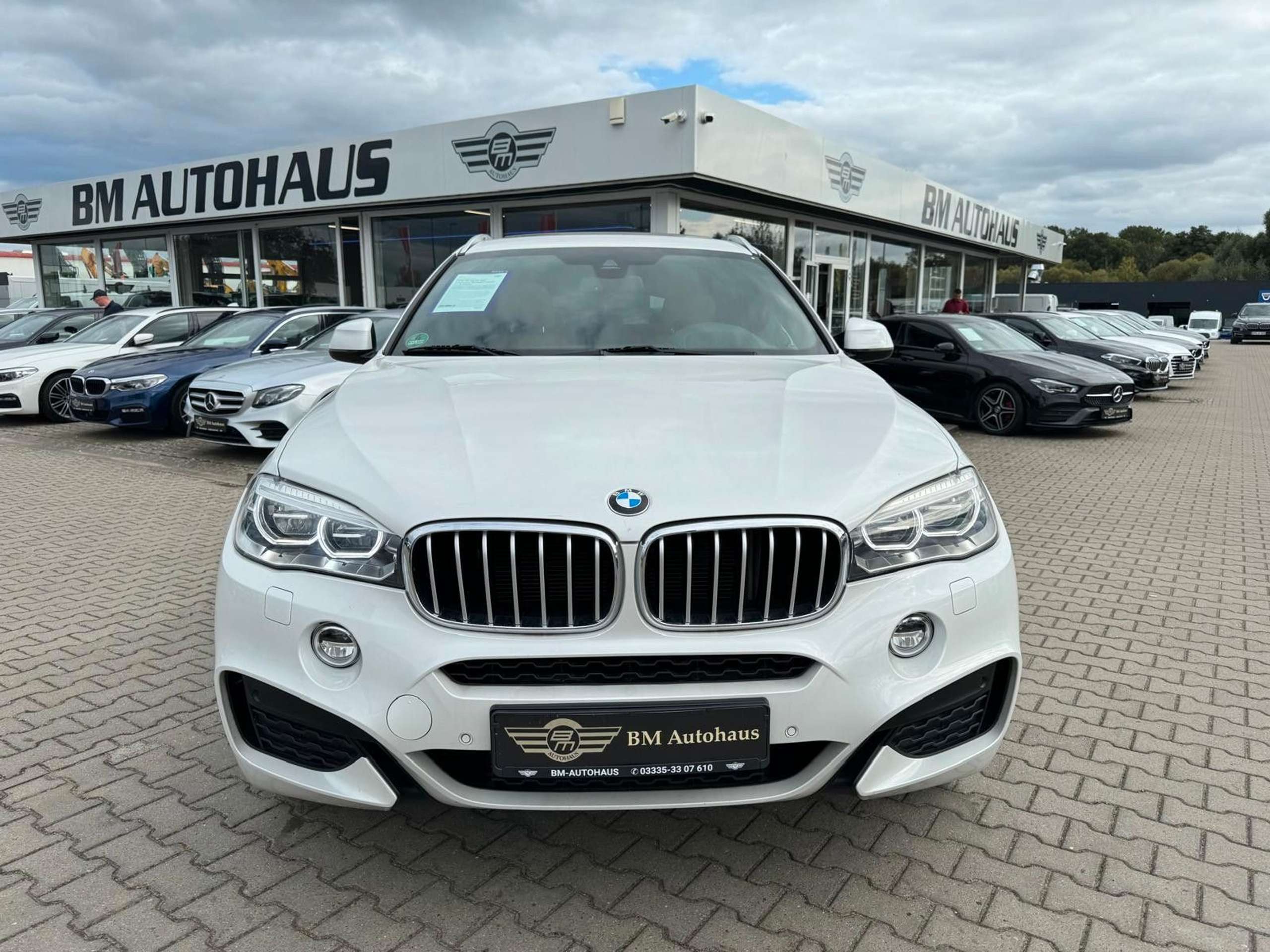 BMW - X6