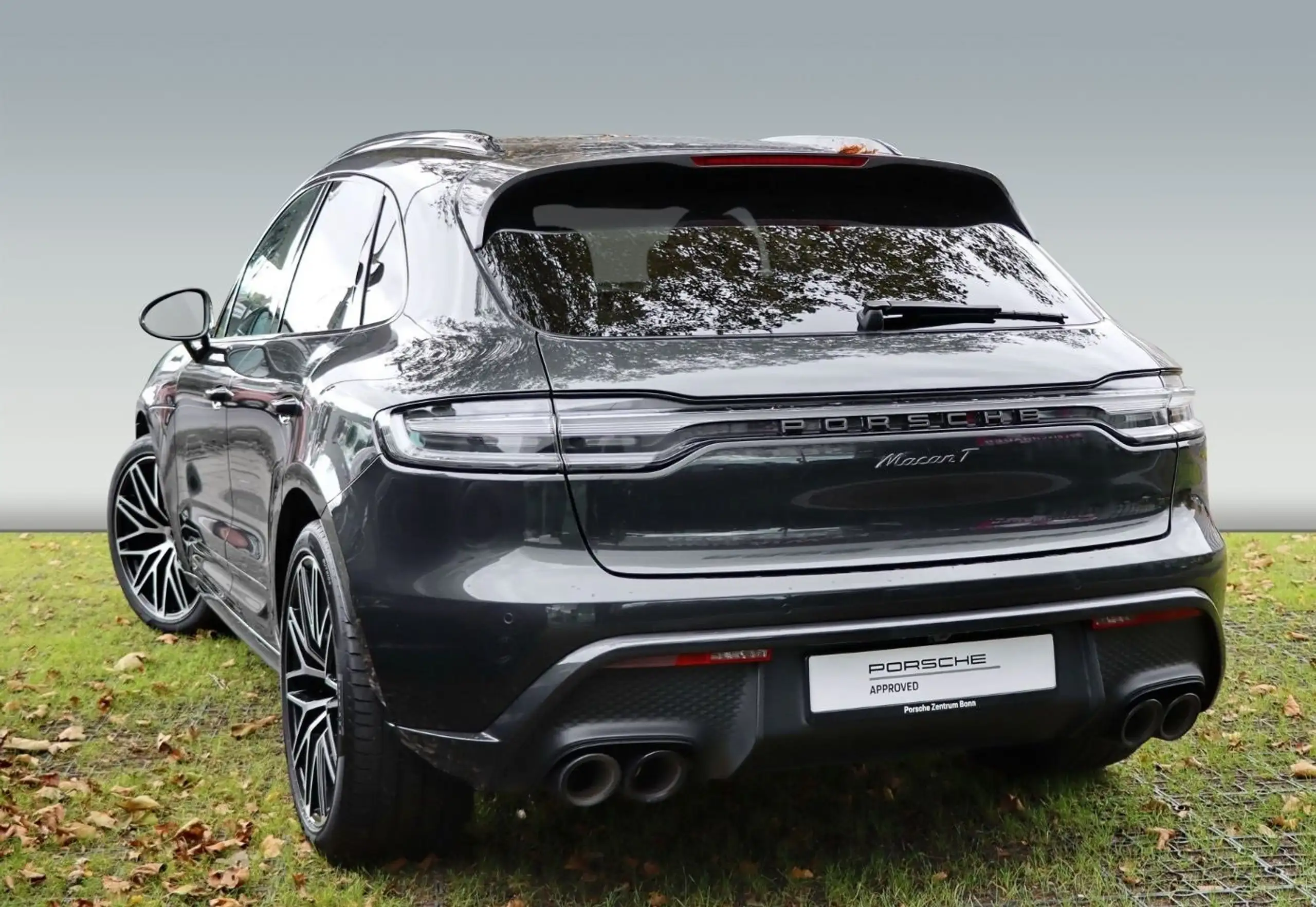 Porsche - Macan