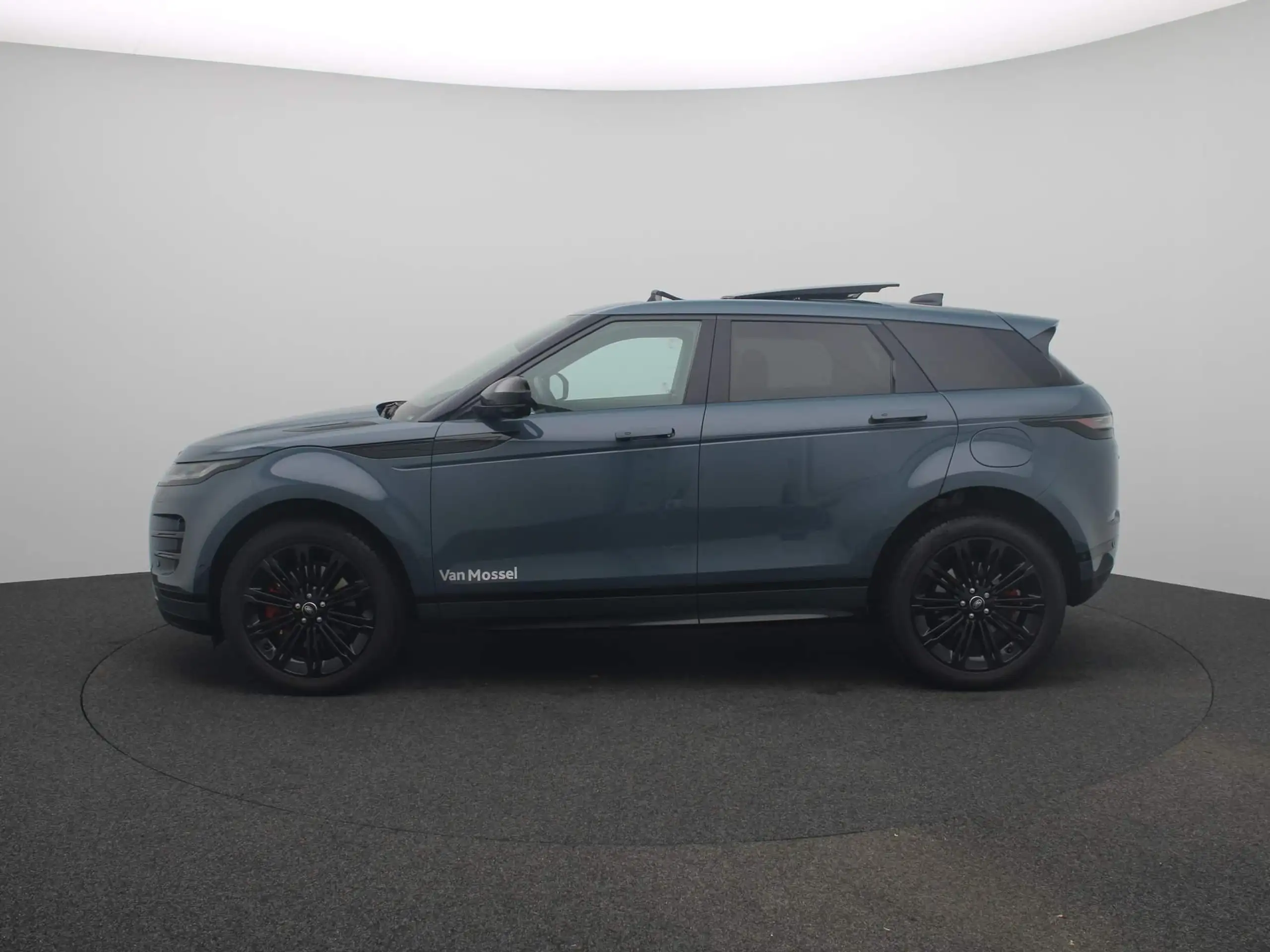 Land Rover - Range Rover Evoque