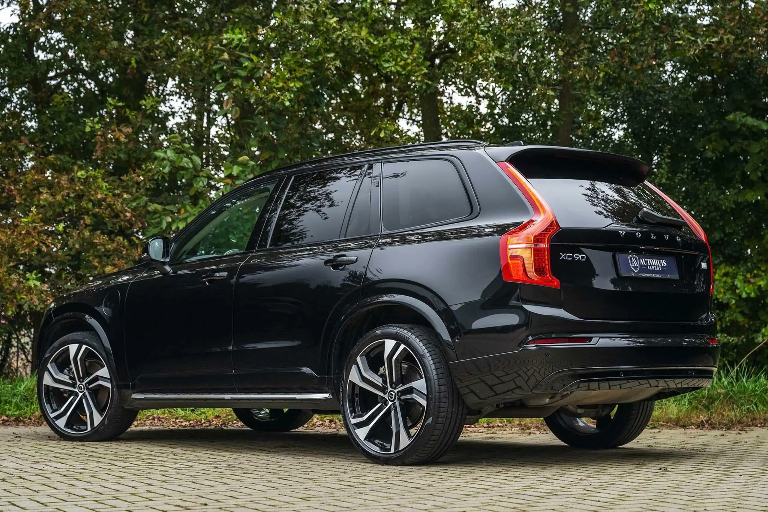 Volvo - XC90