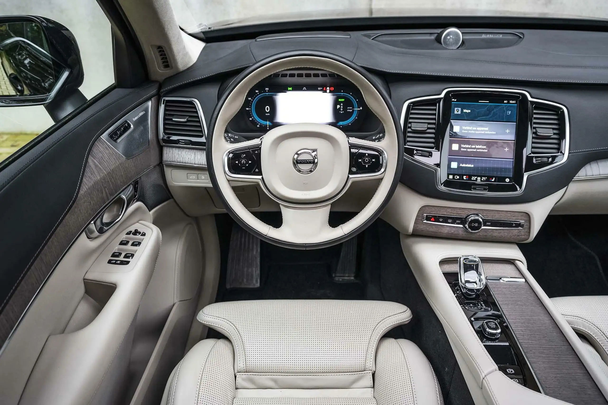 Volvo - XC90