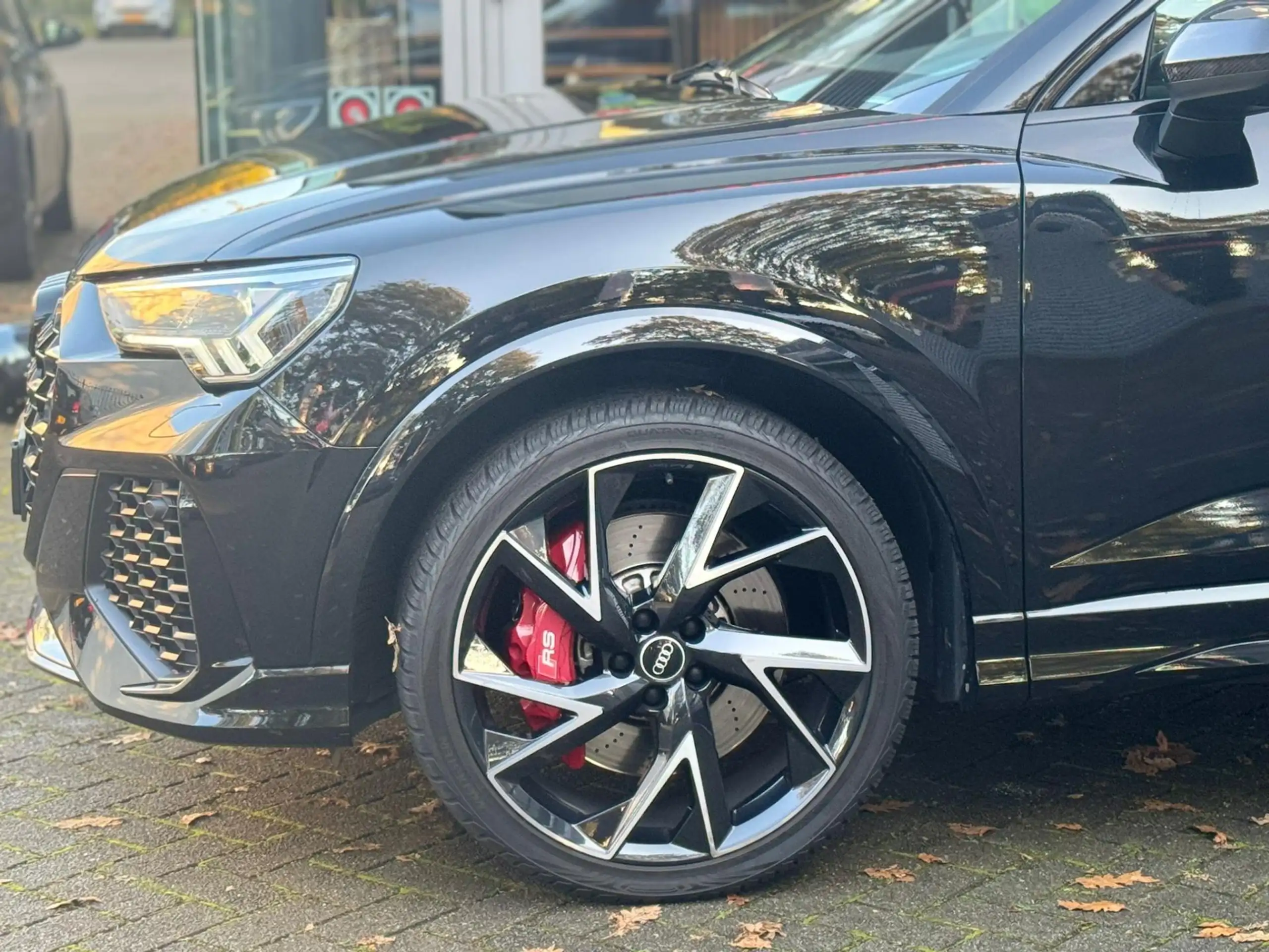 Audi - RS Q3