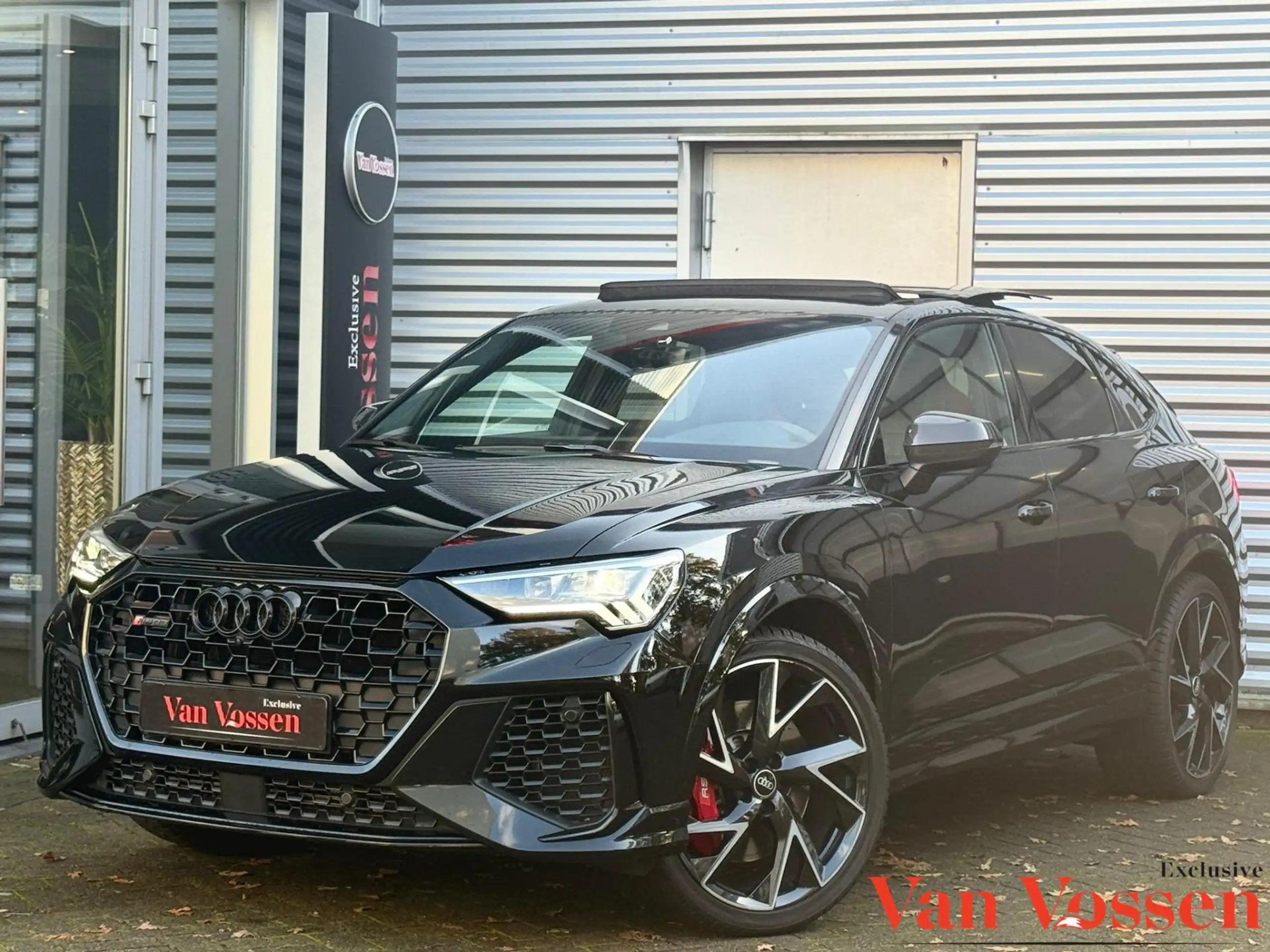 Audi - RS Q3