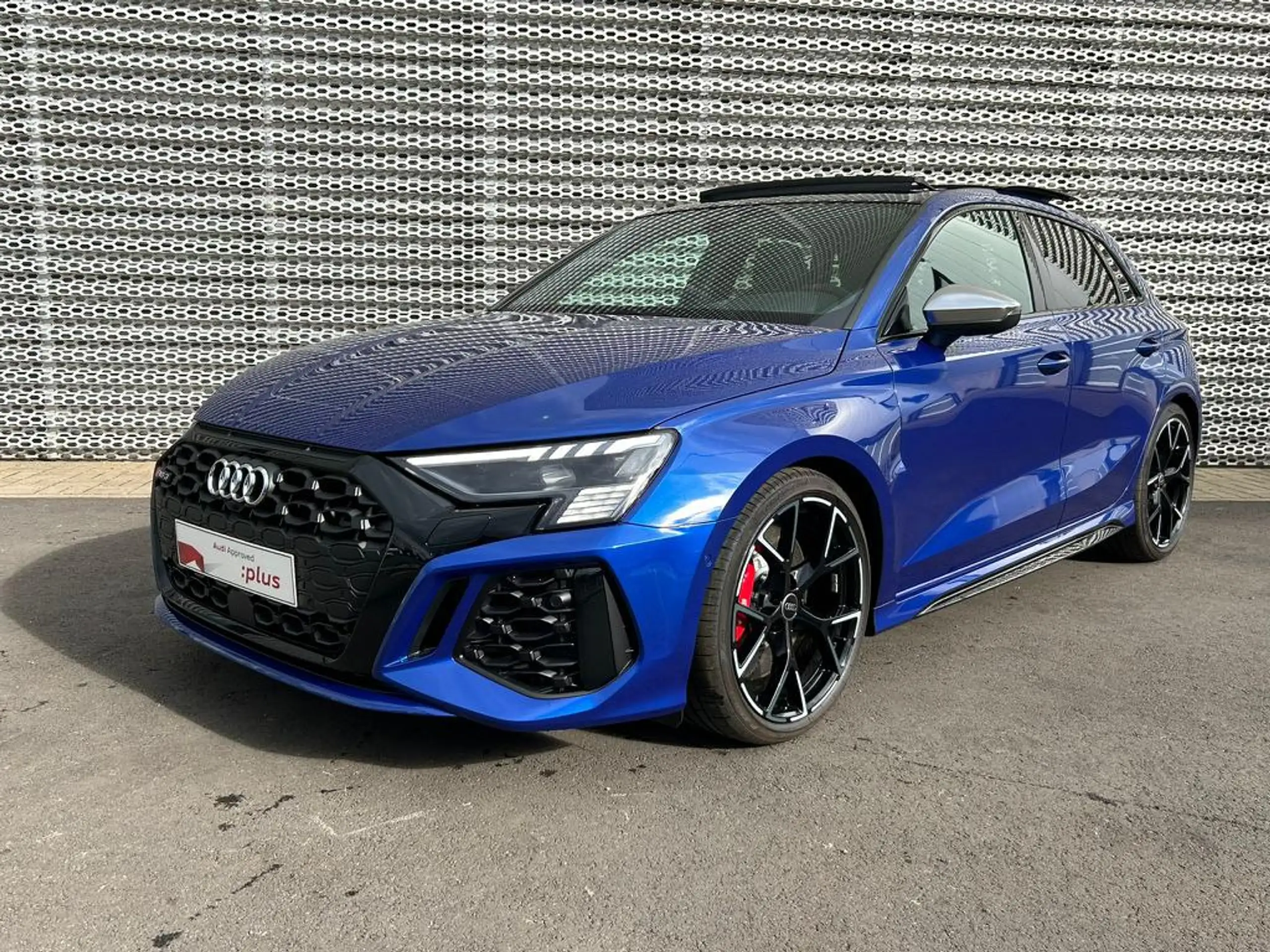 Audi - RS3