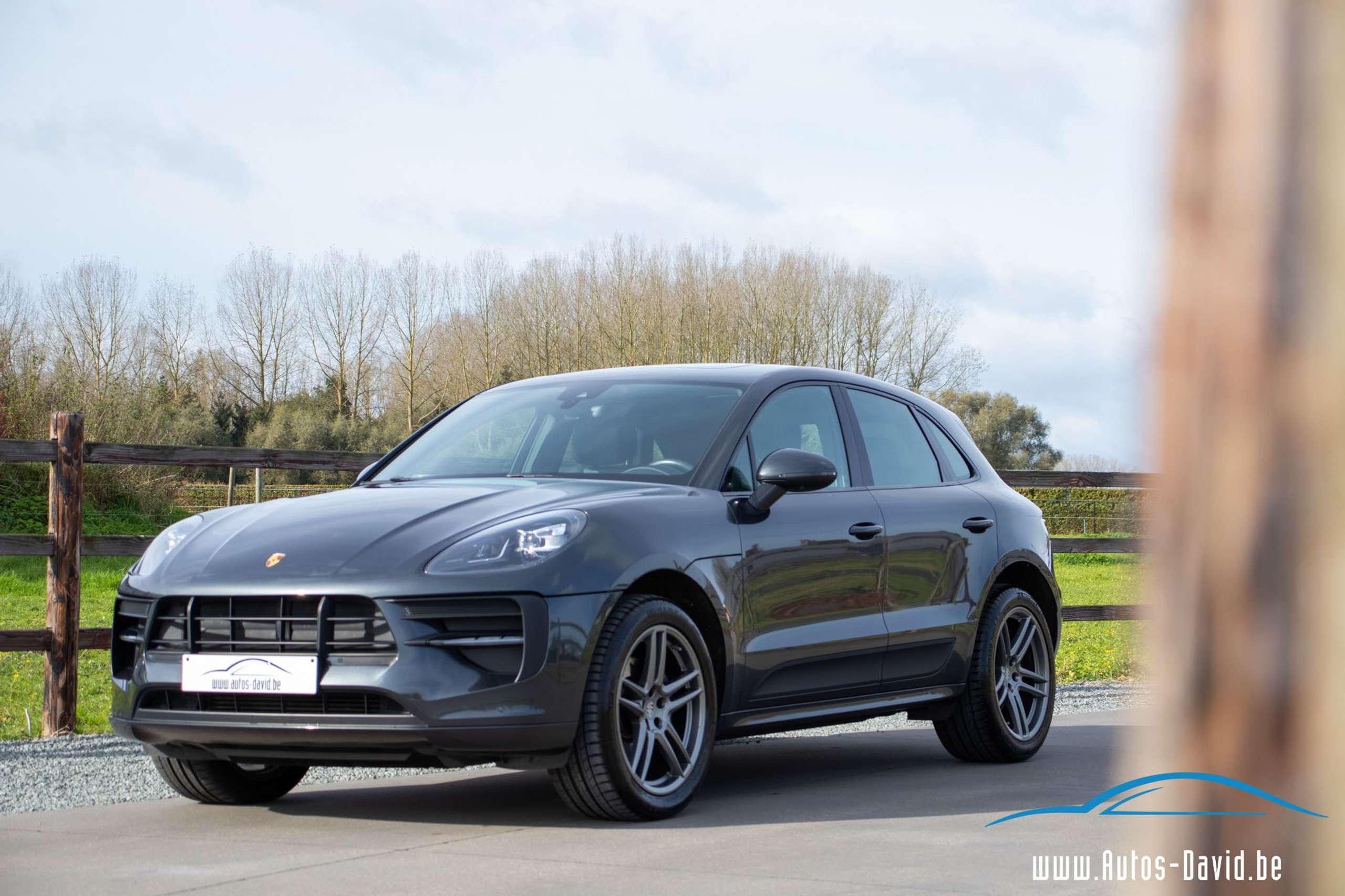 Porsche - Macan