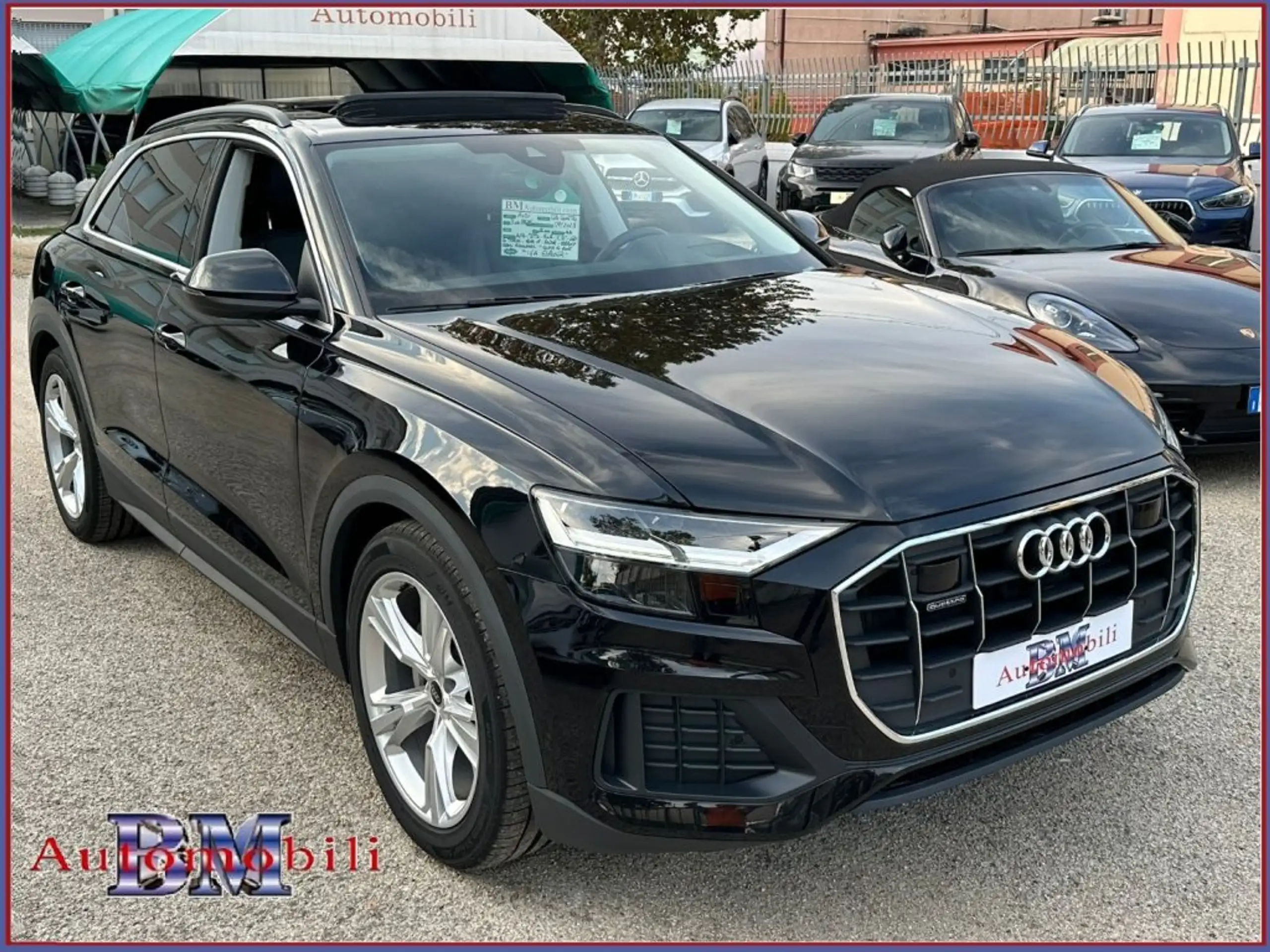 Audi - Q8