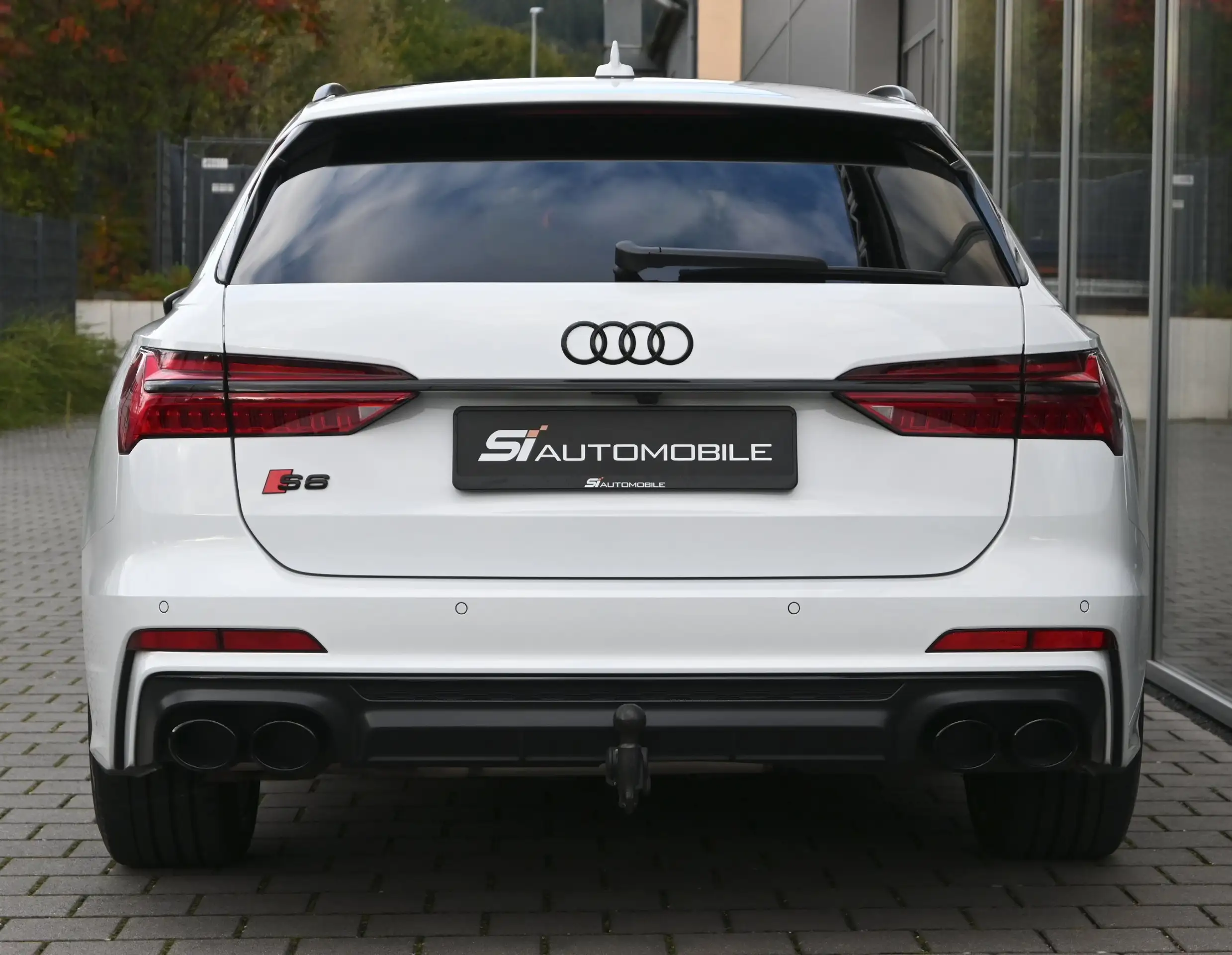 Audi - S6