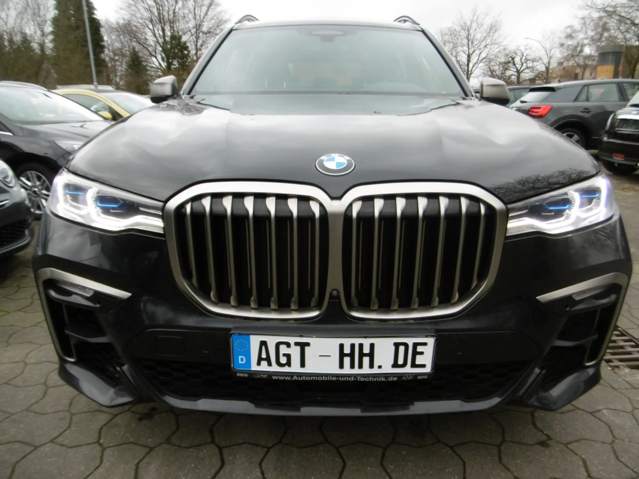 BMW - X7