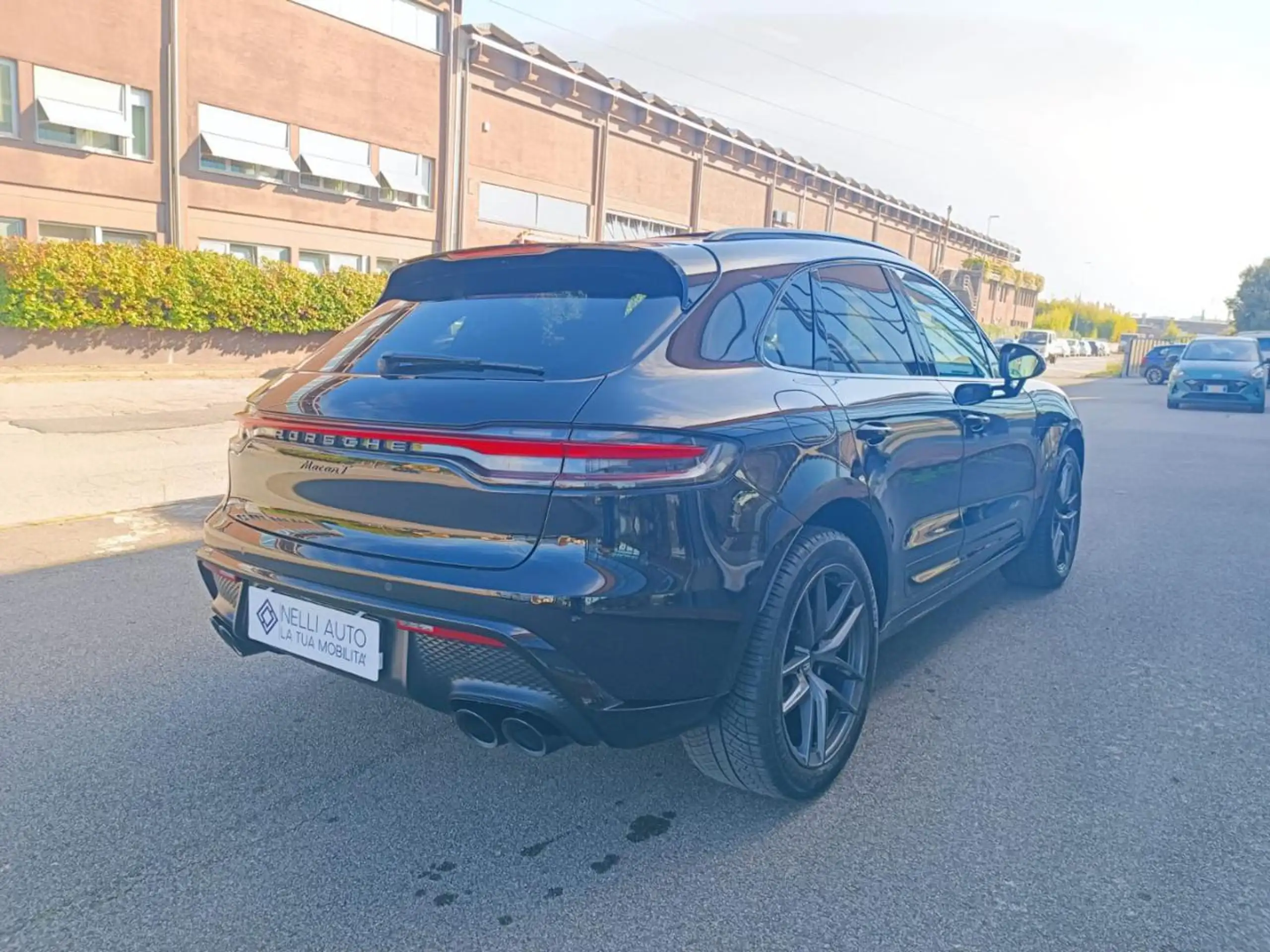 Porsche - Macan