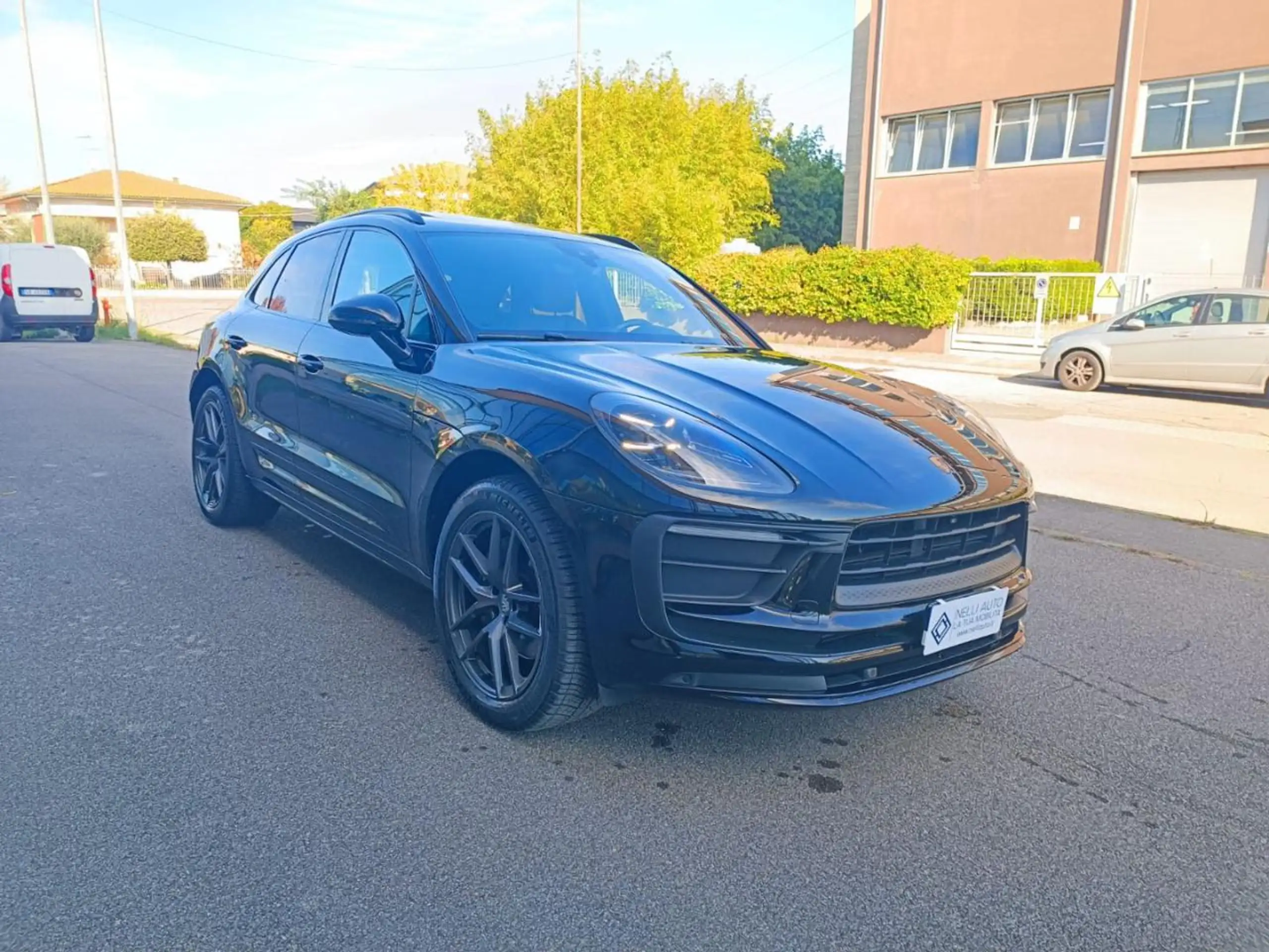 Porsche - Macan