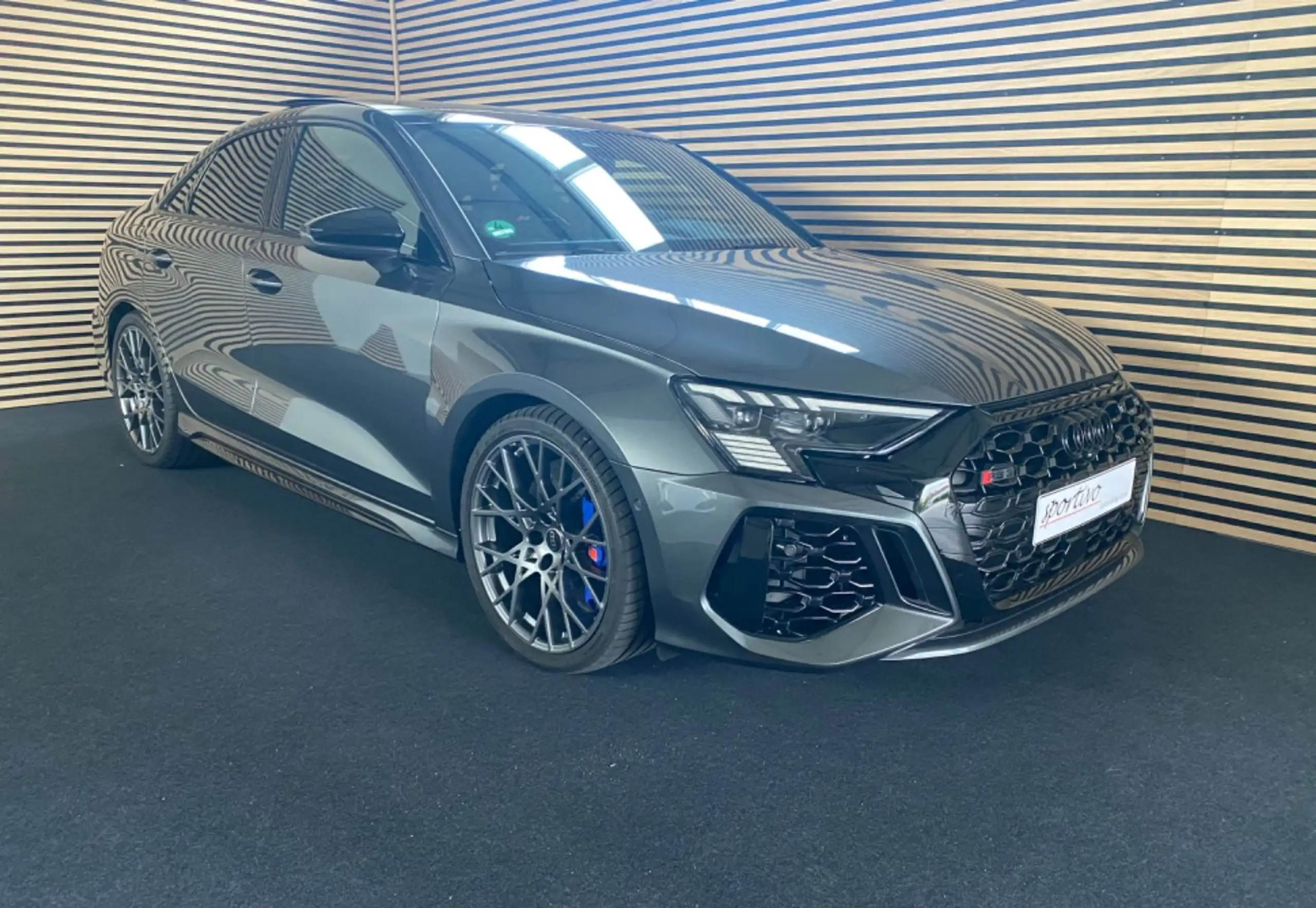 Audi - RS3