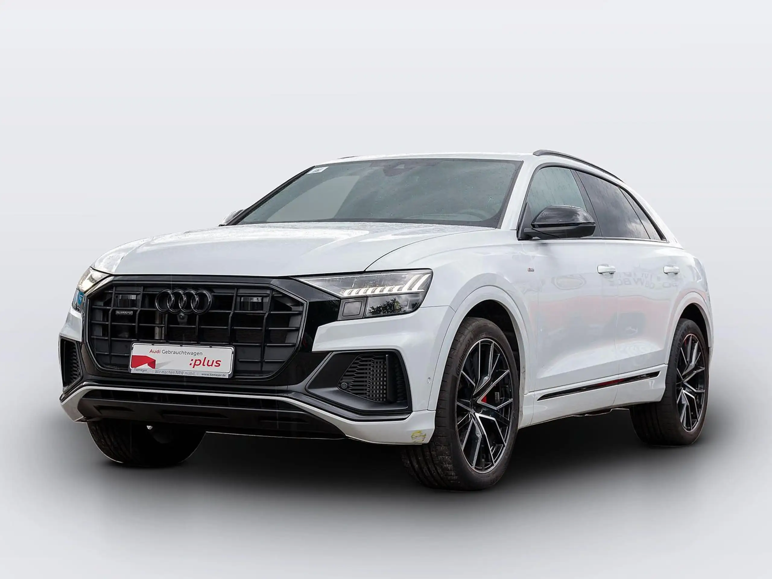 Audi - Q8