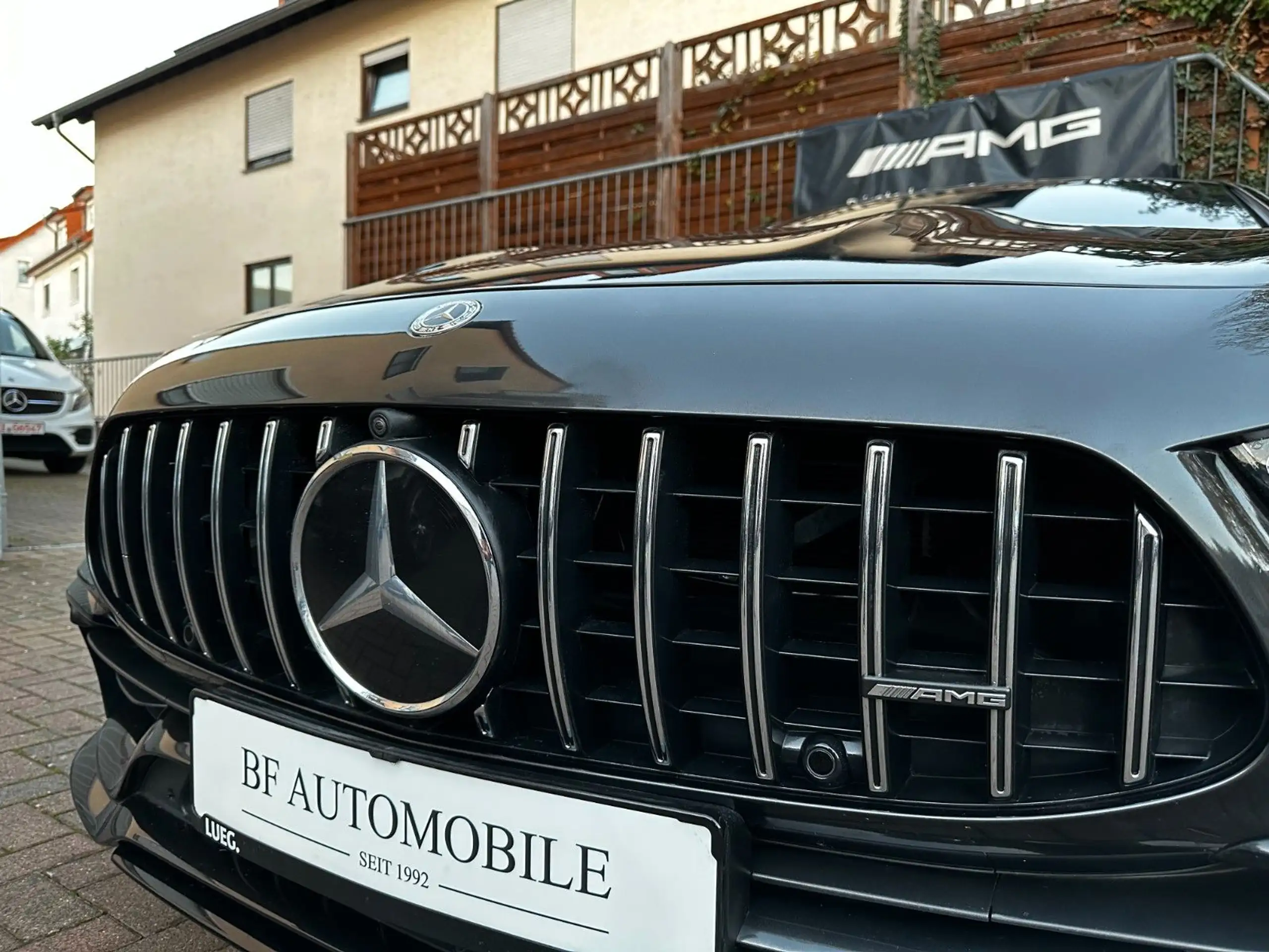 Mercedes-Benz - AMG GT