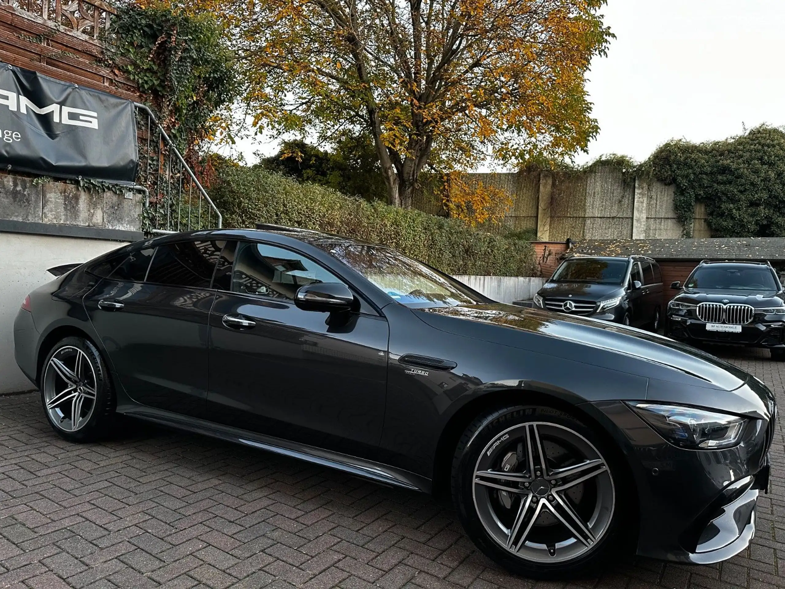 Mercedes-Benz - AMG GT