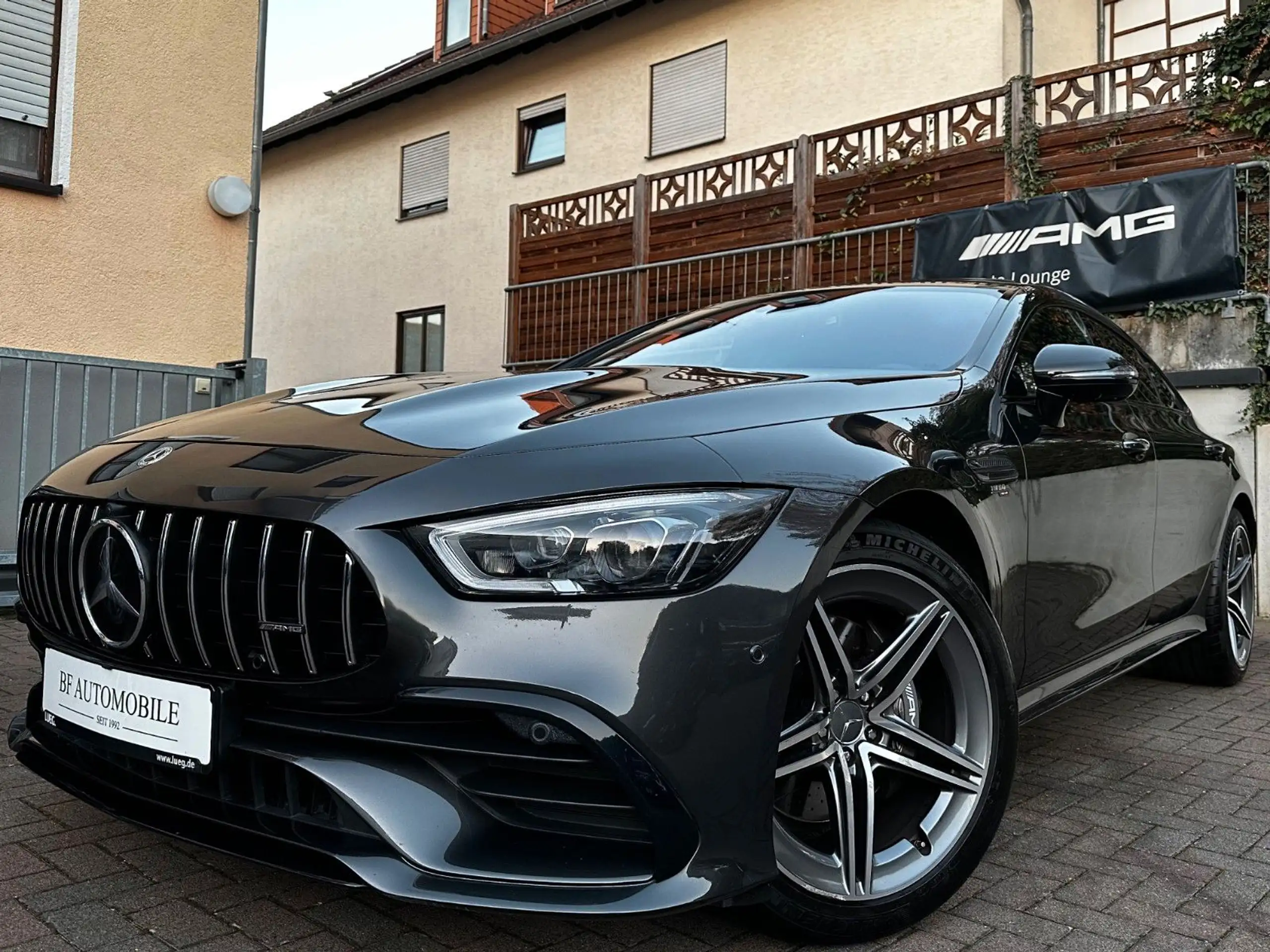 Mercedes-Benz - AMG GT