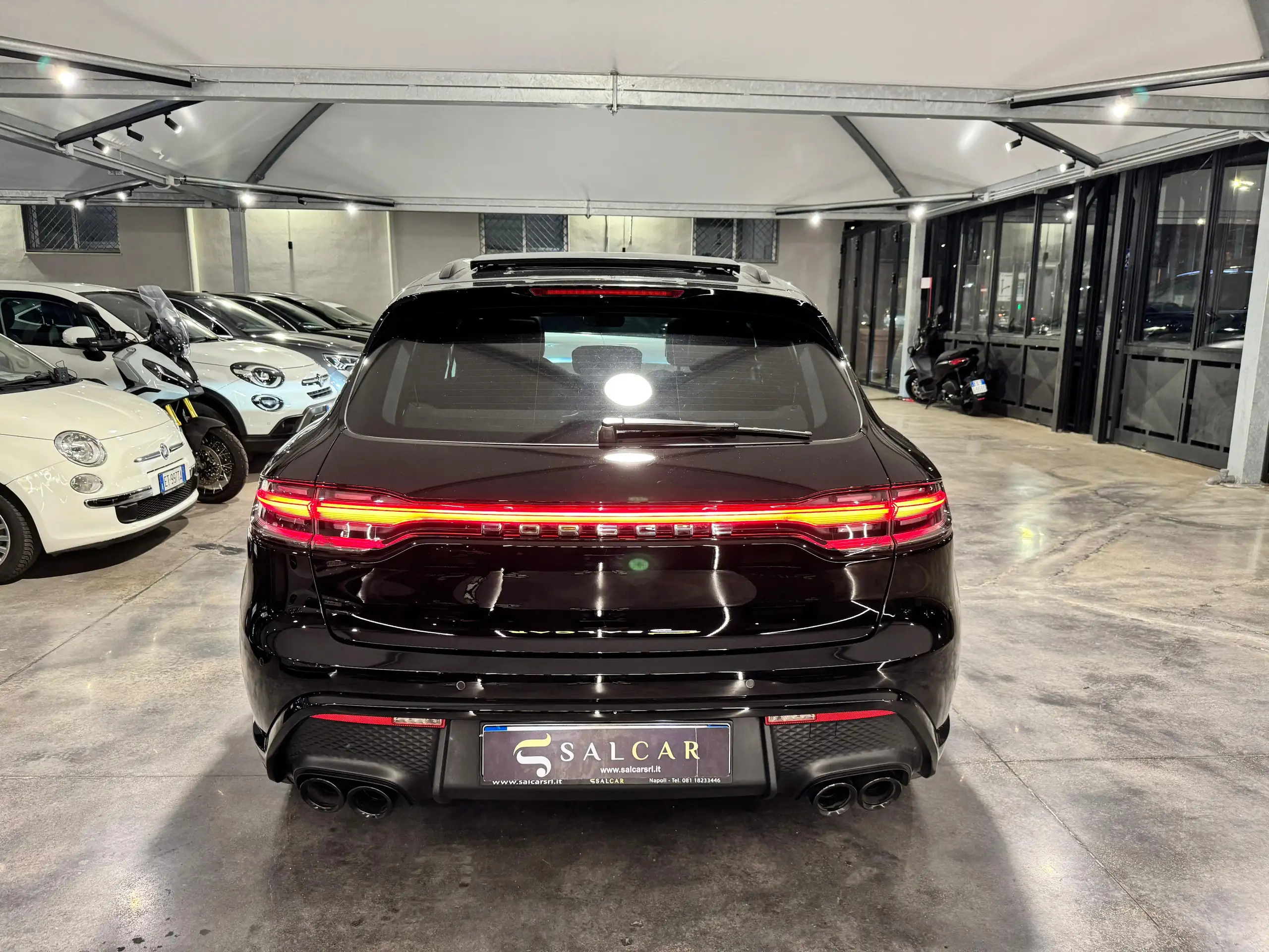 Porsche - Macan