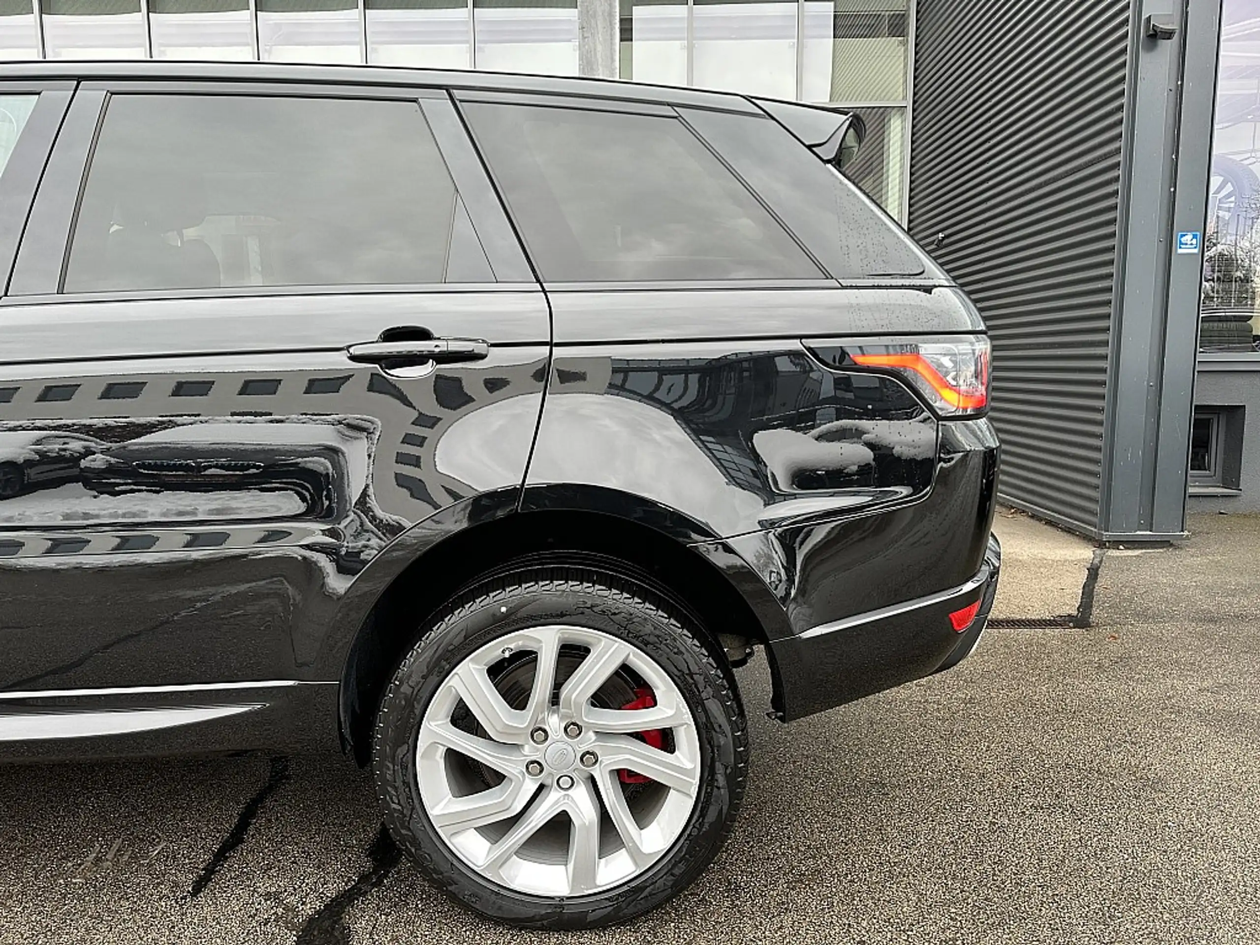 Land Rover - Range Rover Sport