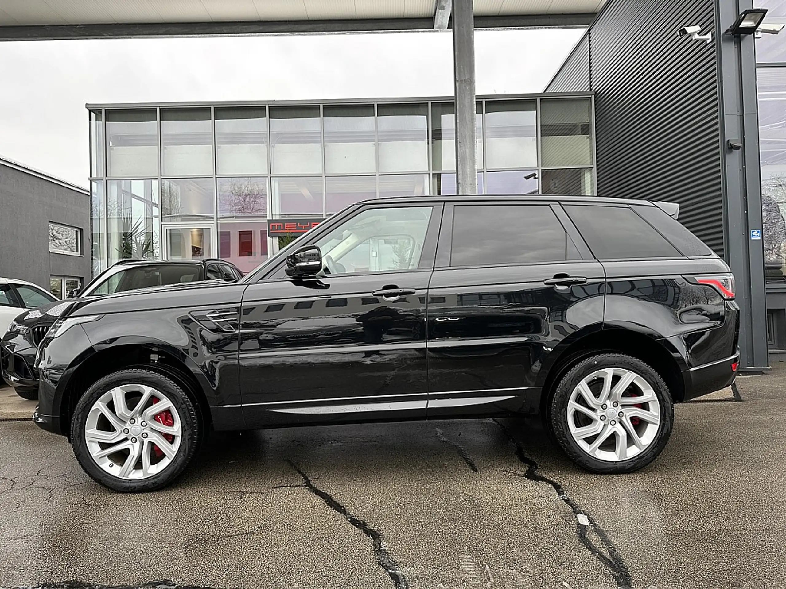 Land Rover - Range Rover Sport