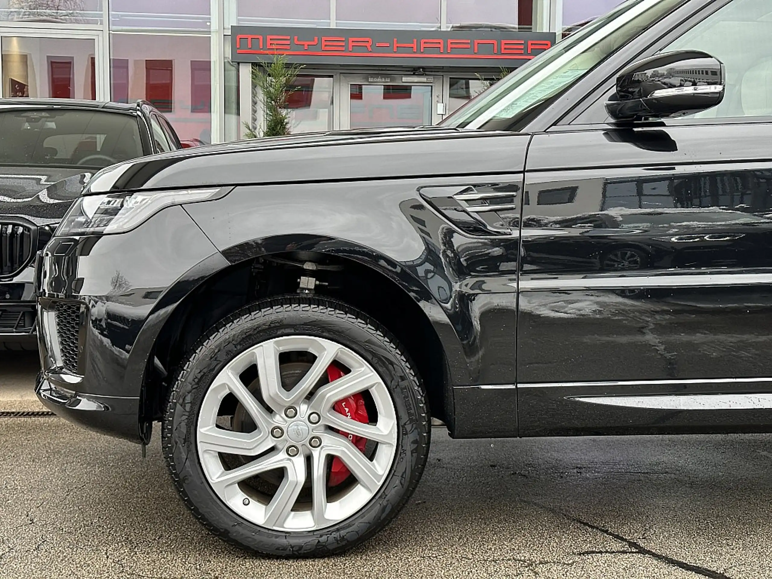 Land Rover - Range Rover Sport