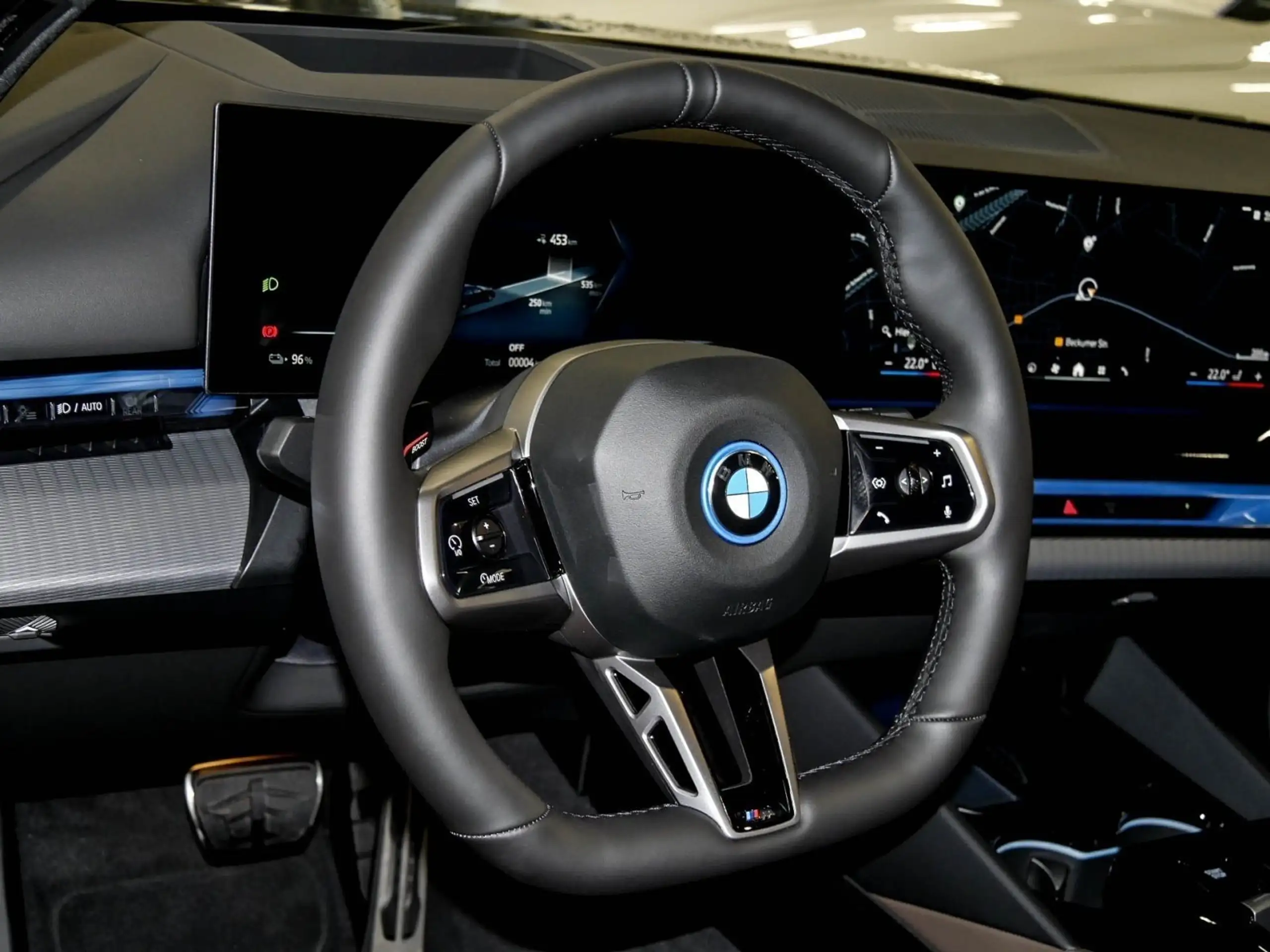 BMW - i5