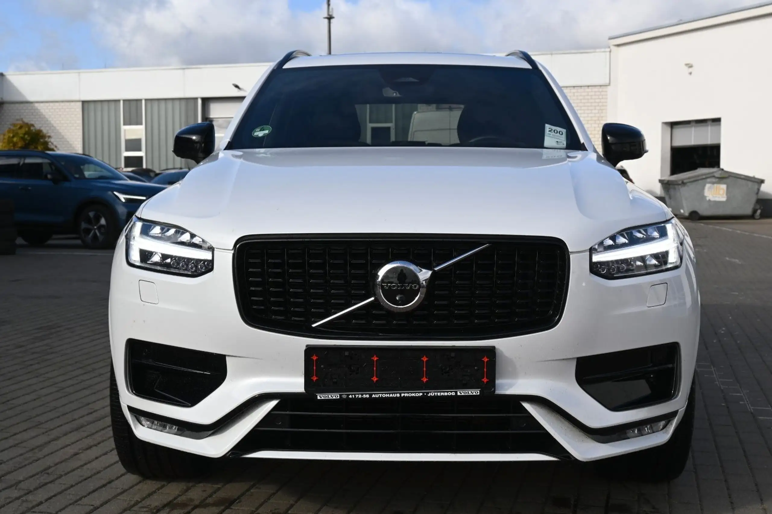 Volvo - XC90