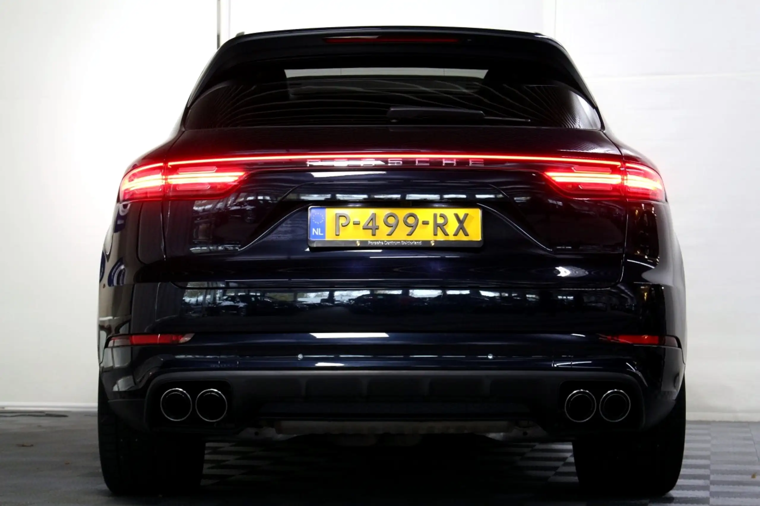 Porsche - Cayenne